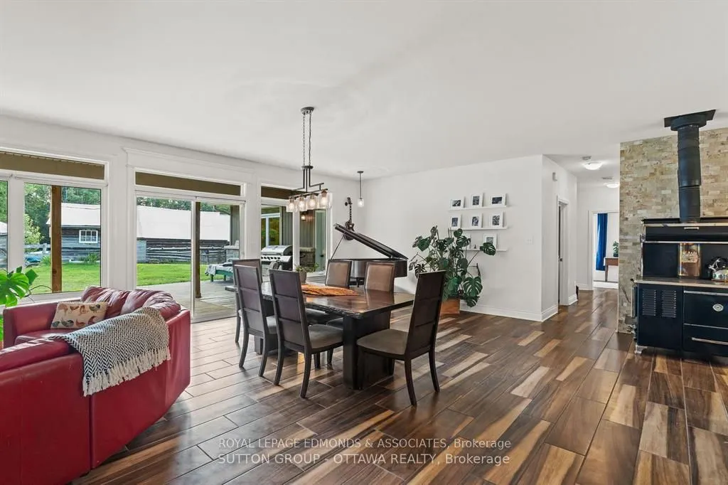 1448 Woito Station Road