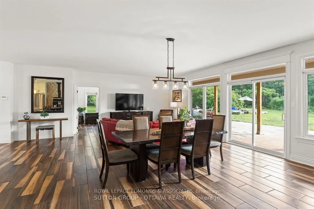 1448 Woito Station Road