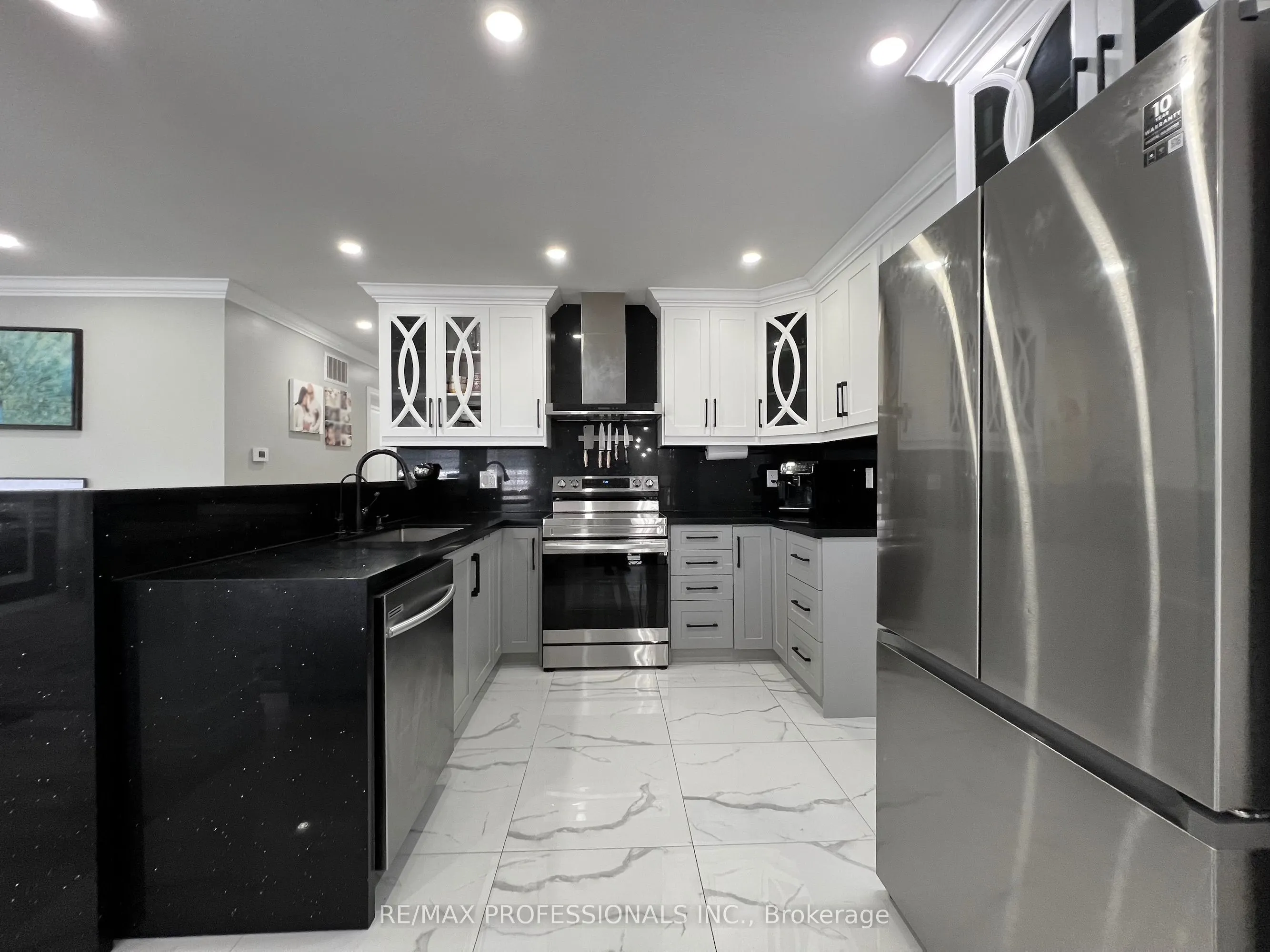 27 Riverdale Drive
