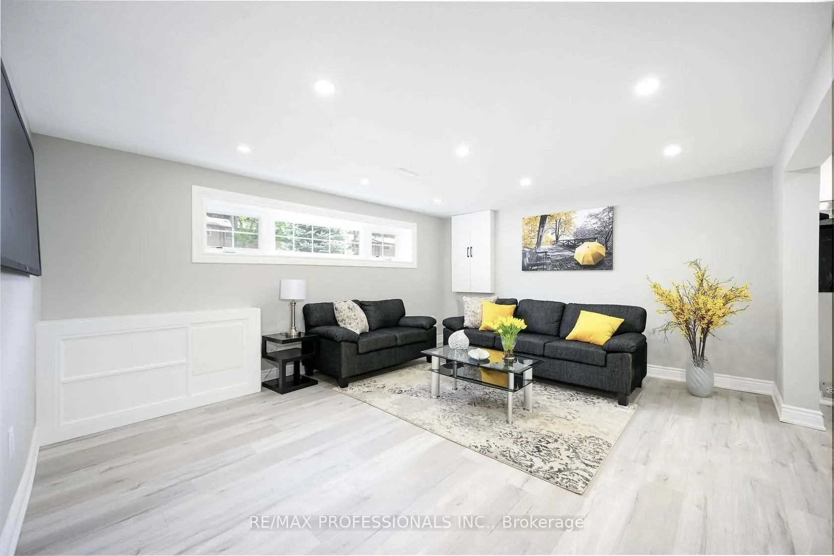 27 Riverdale Drive