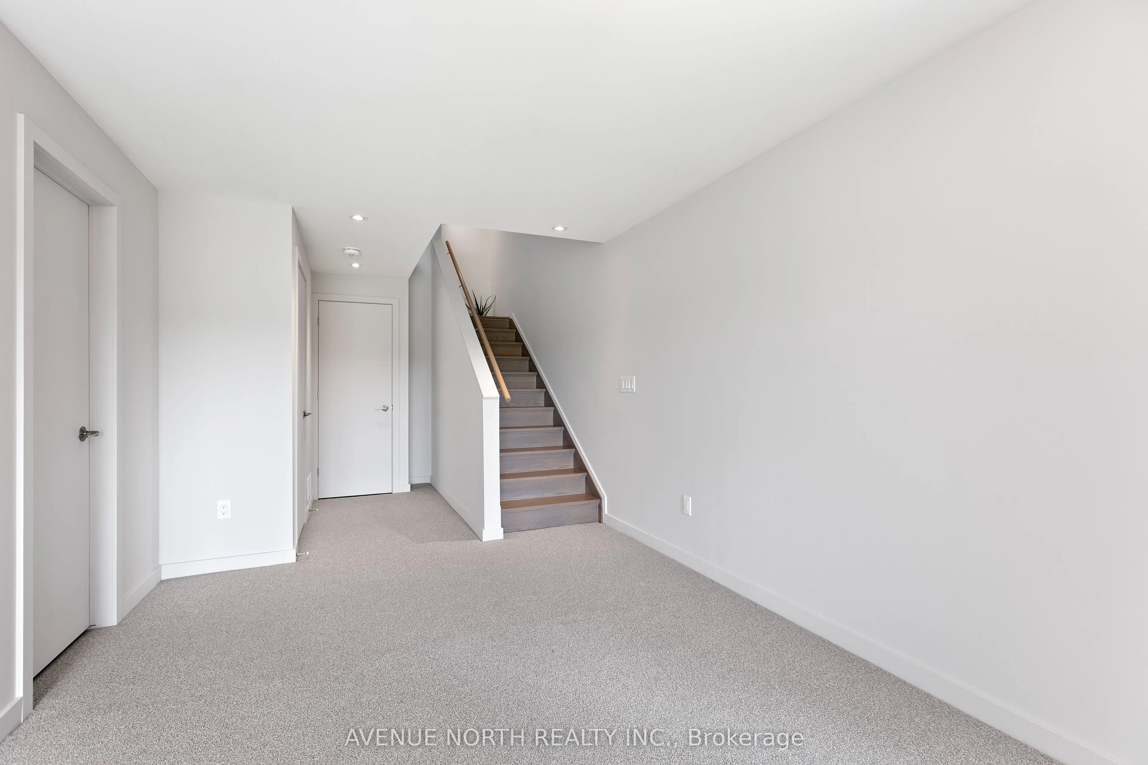 244 Shuttleworth Drive