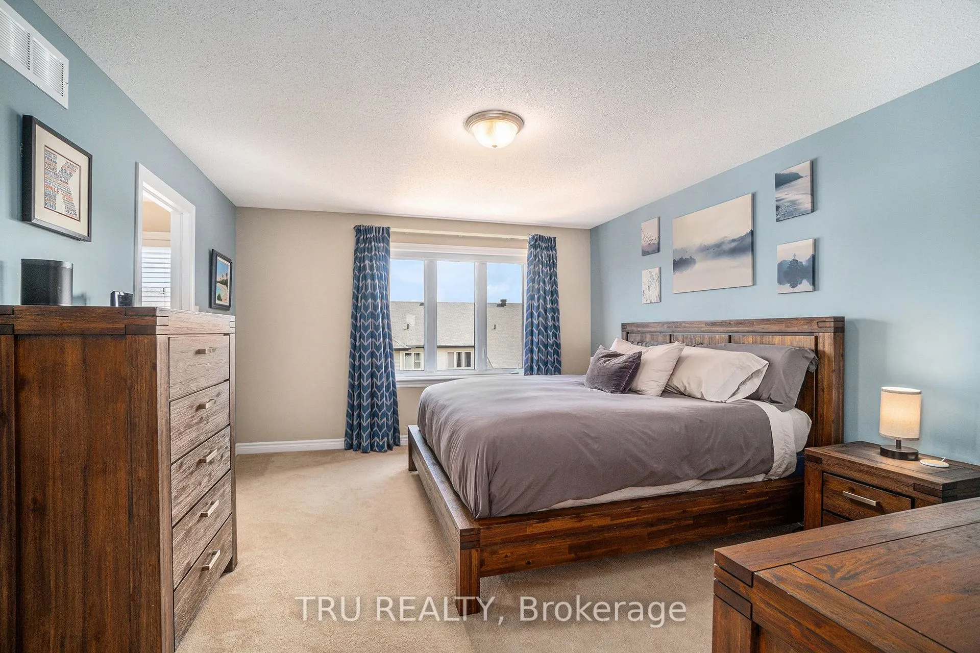 1113 TISCHART Crescent