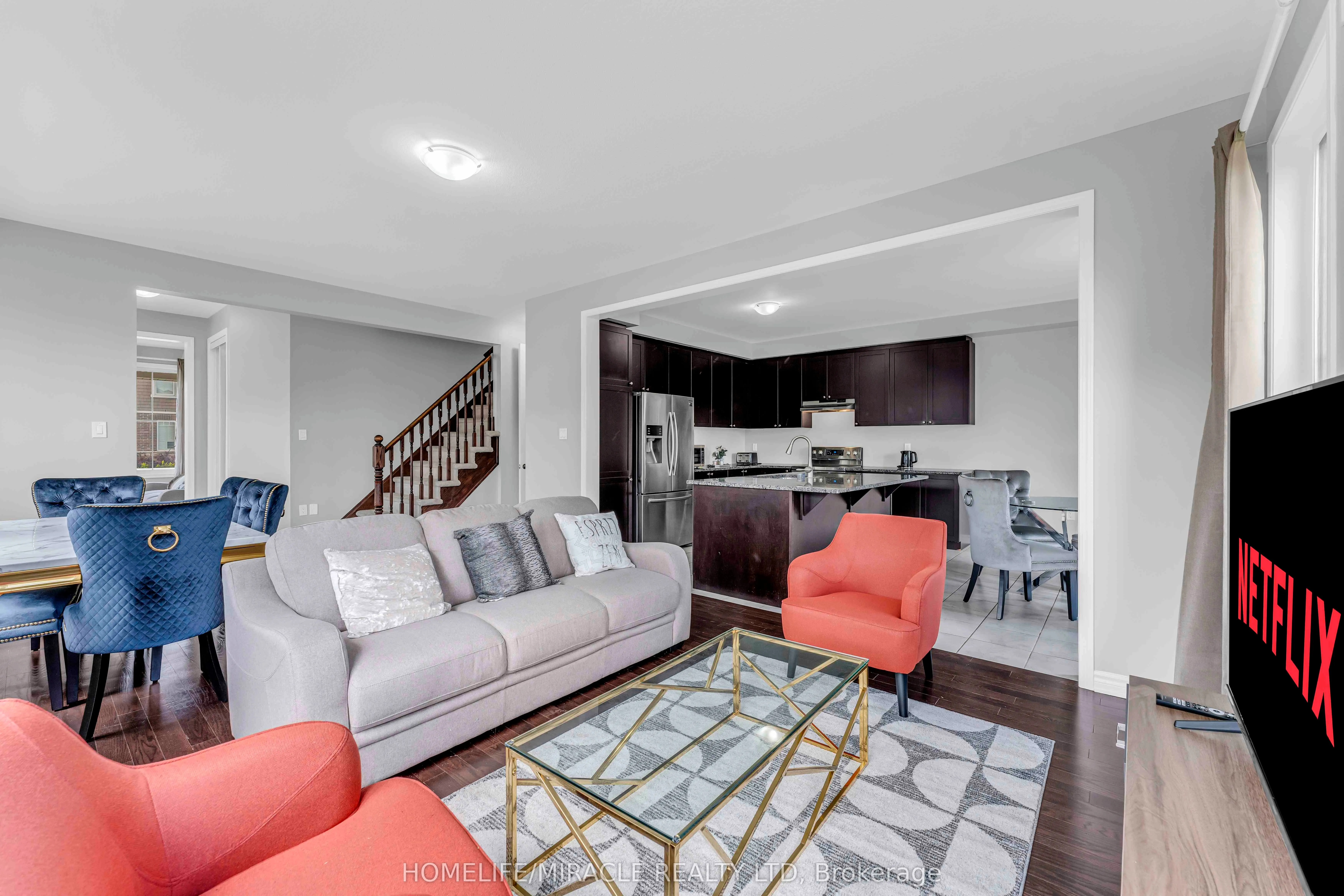 3 Mansfield Circle