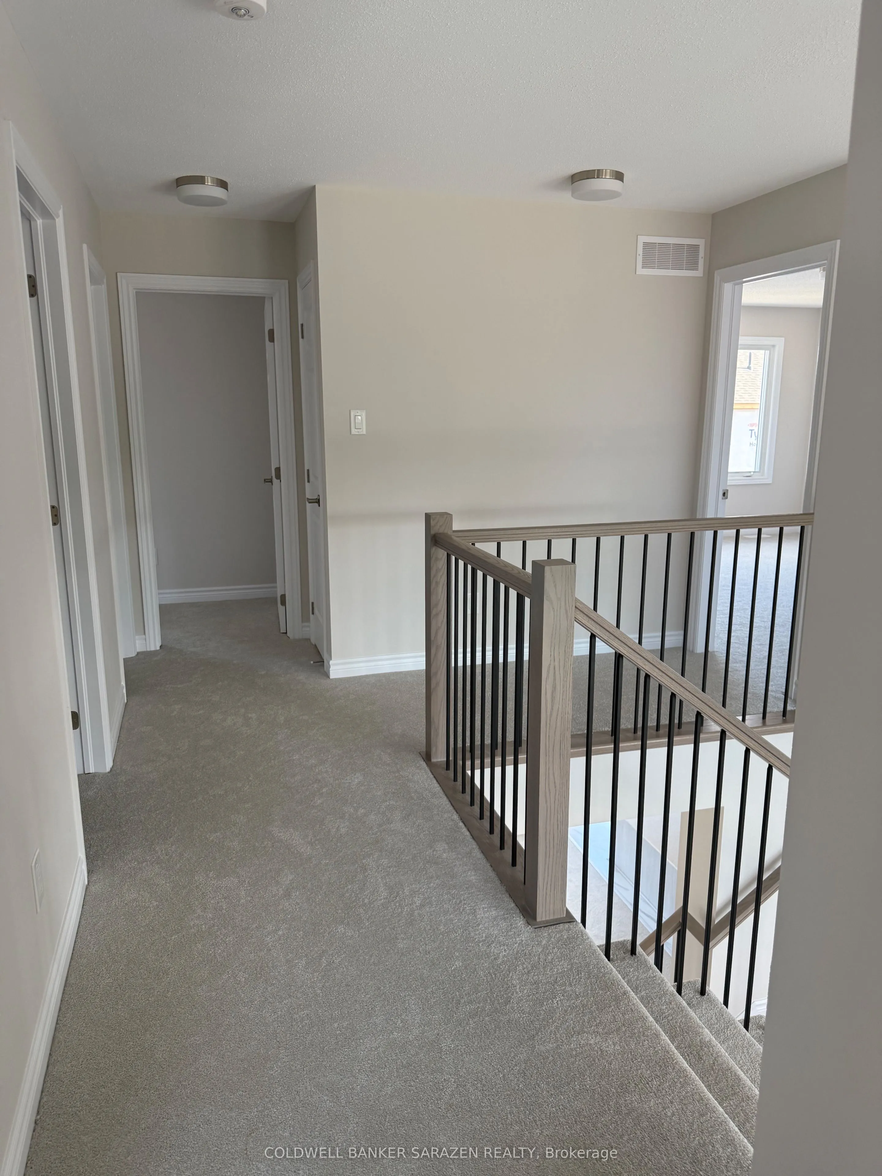 351 Les Emmerson Drive