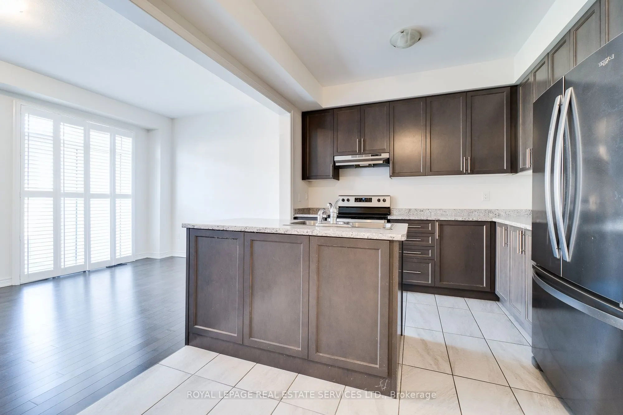 166 Deerpath Drive, #77