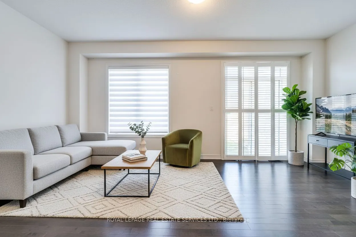 166 Deerpath Drive, #77
