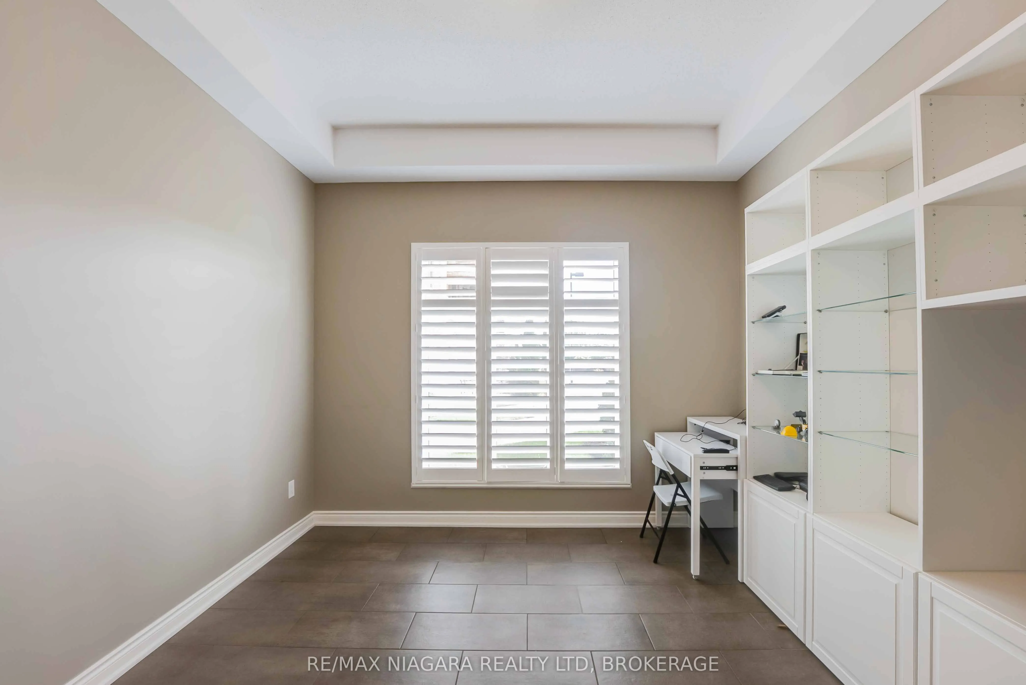8111 FOREST GLEN Drive, #127