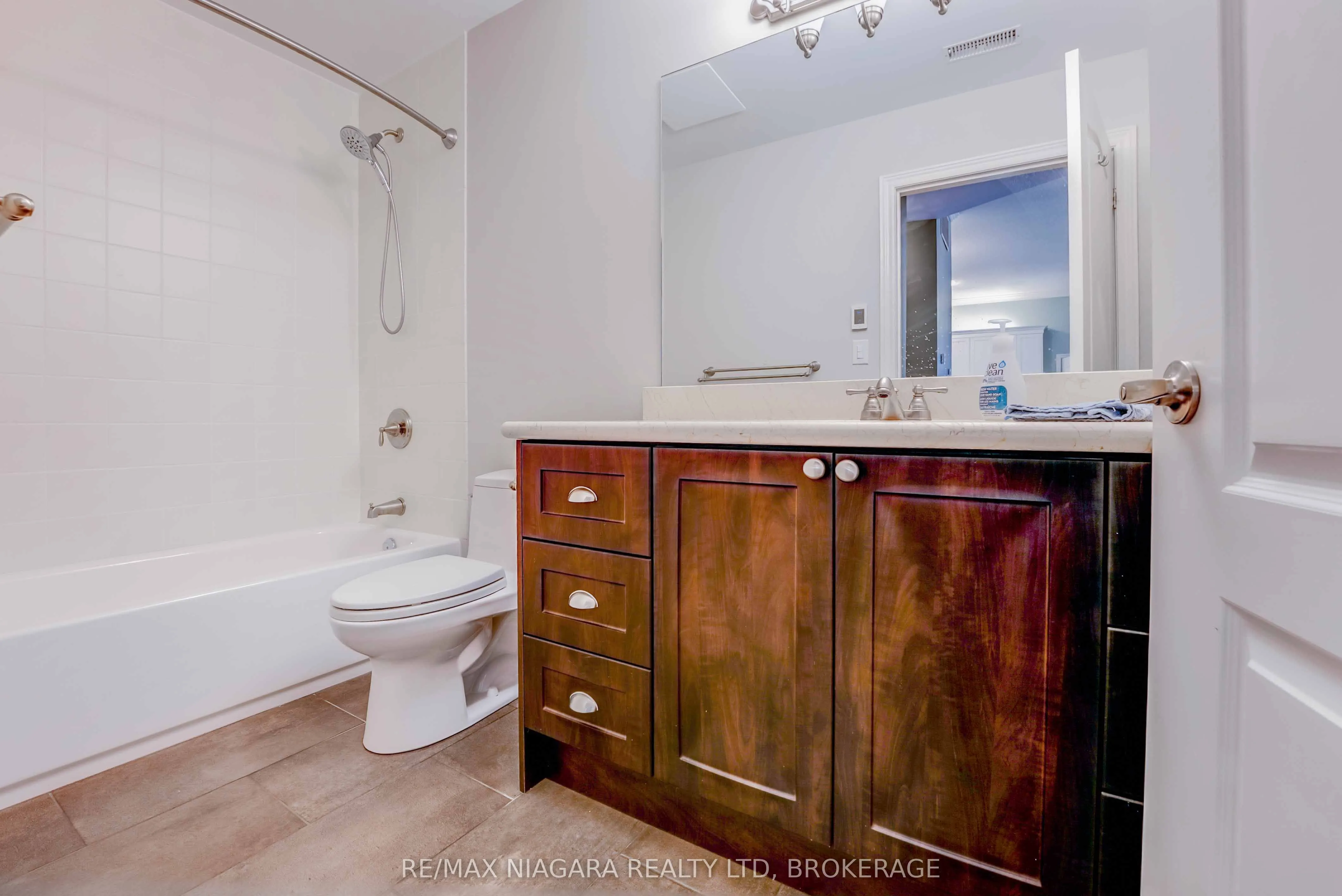 8111 FOREST GLEN Drive, #127