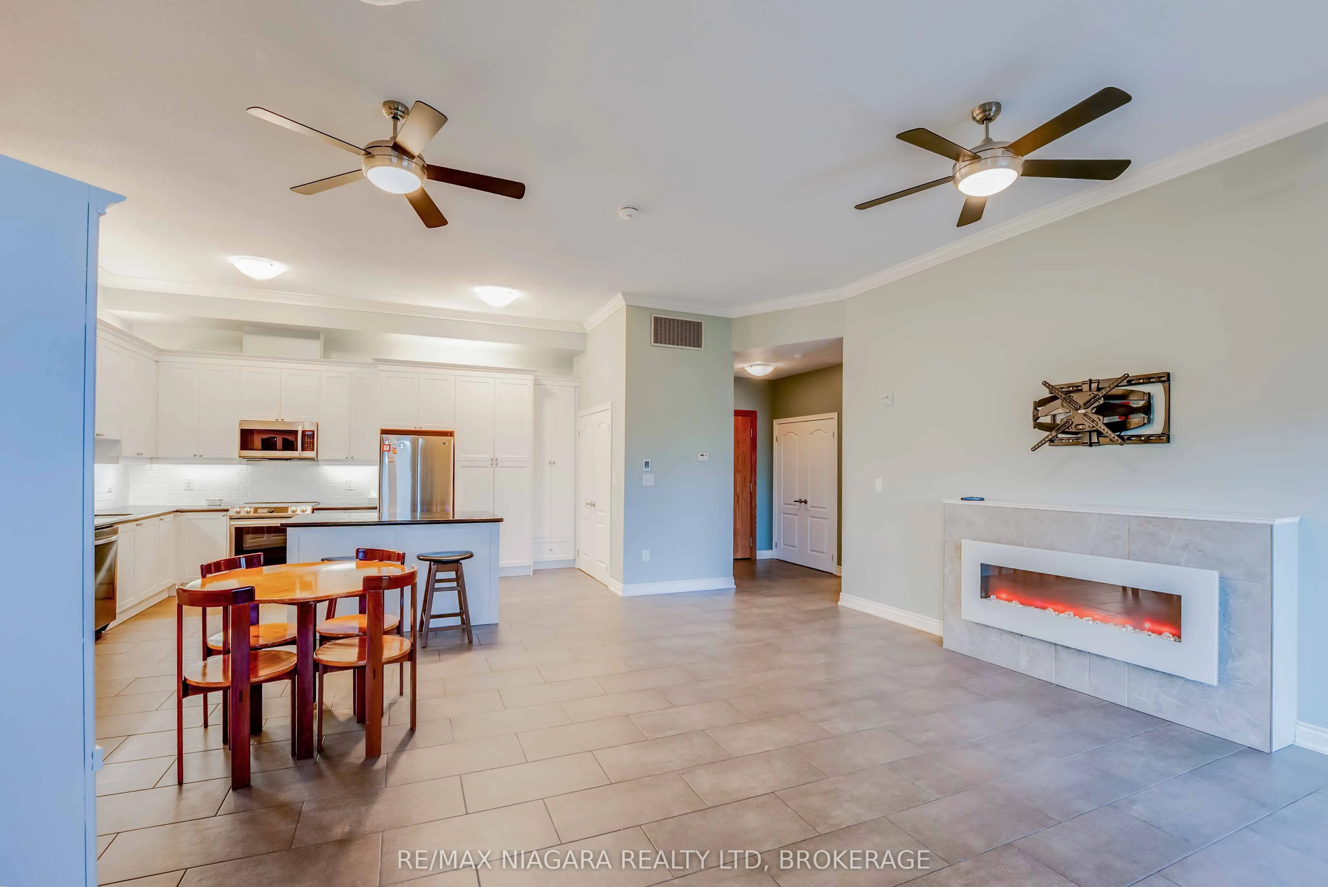 8111 FOREST GLEN Drive, #127