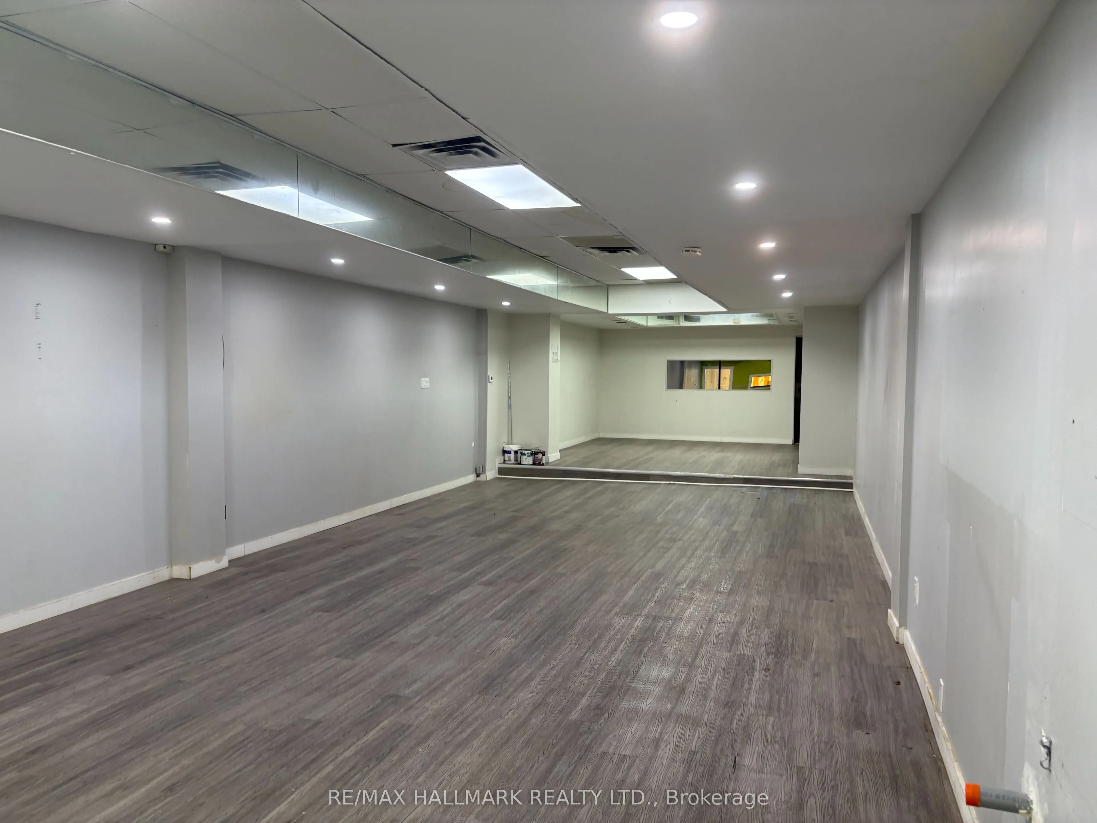 221-223 Dundas Street