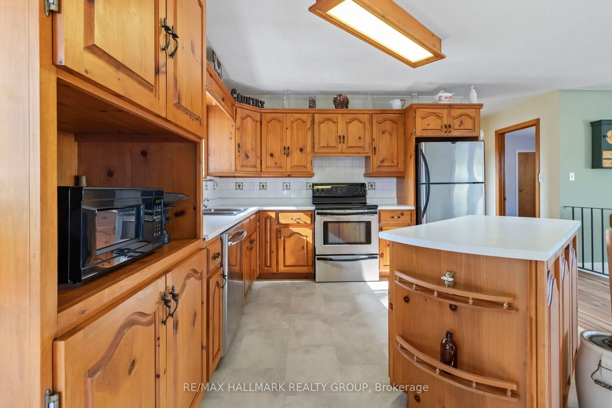 307 County Rd 5 Road