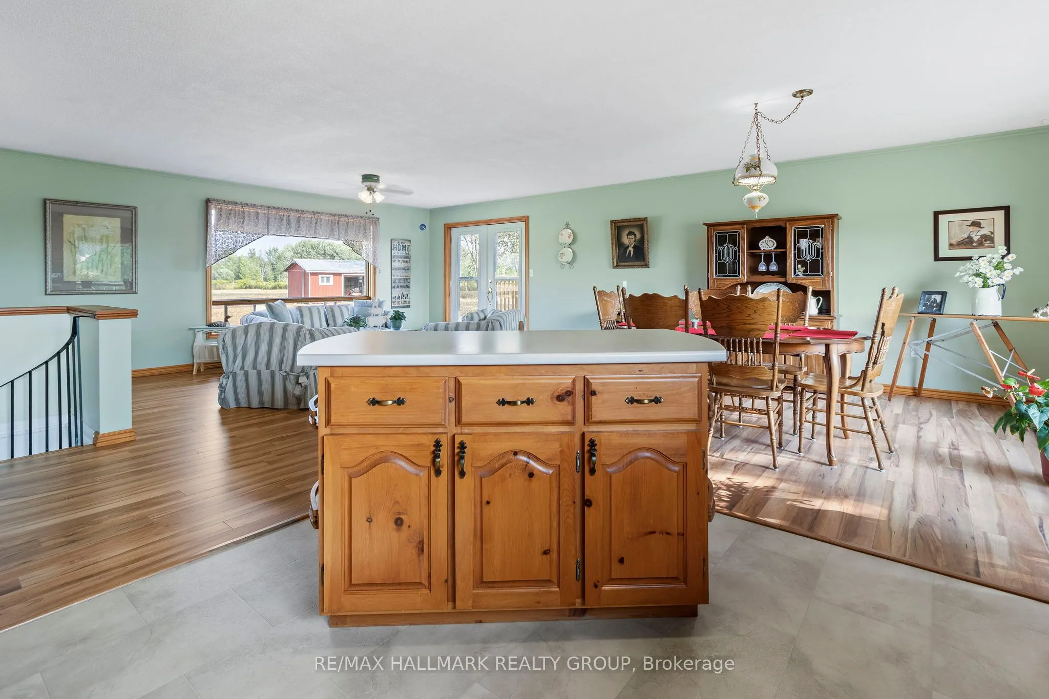 307 County Rd 5 Road