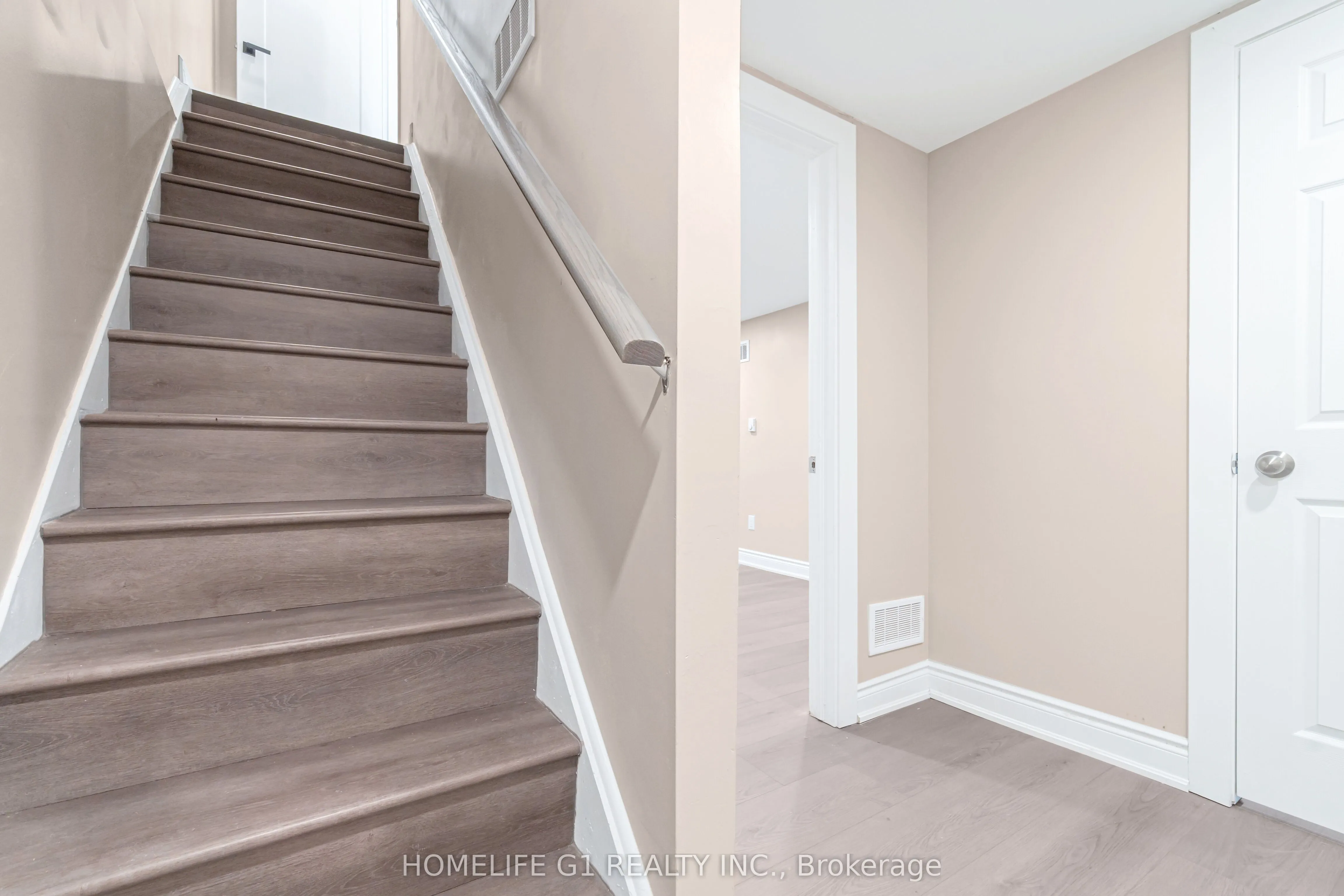 1600 Culver Drive, #38