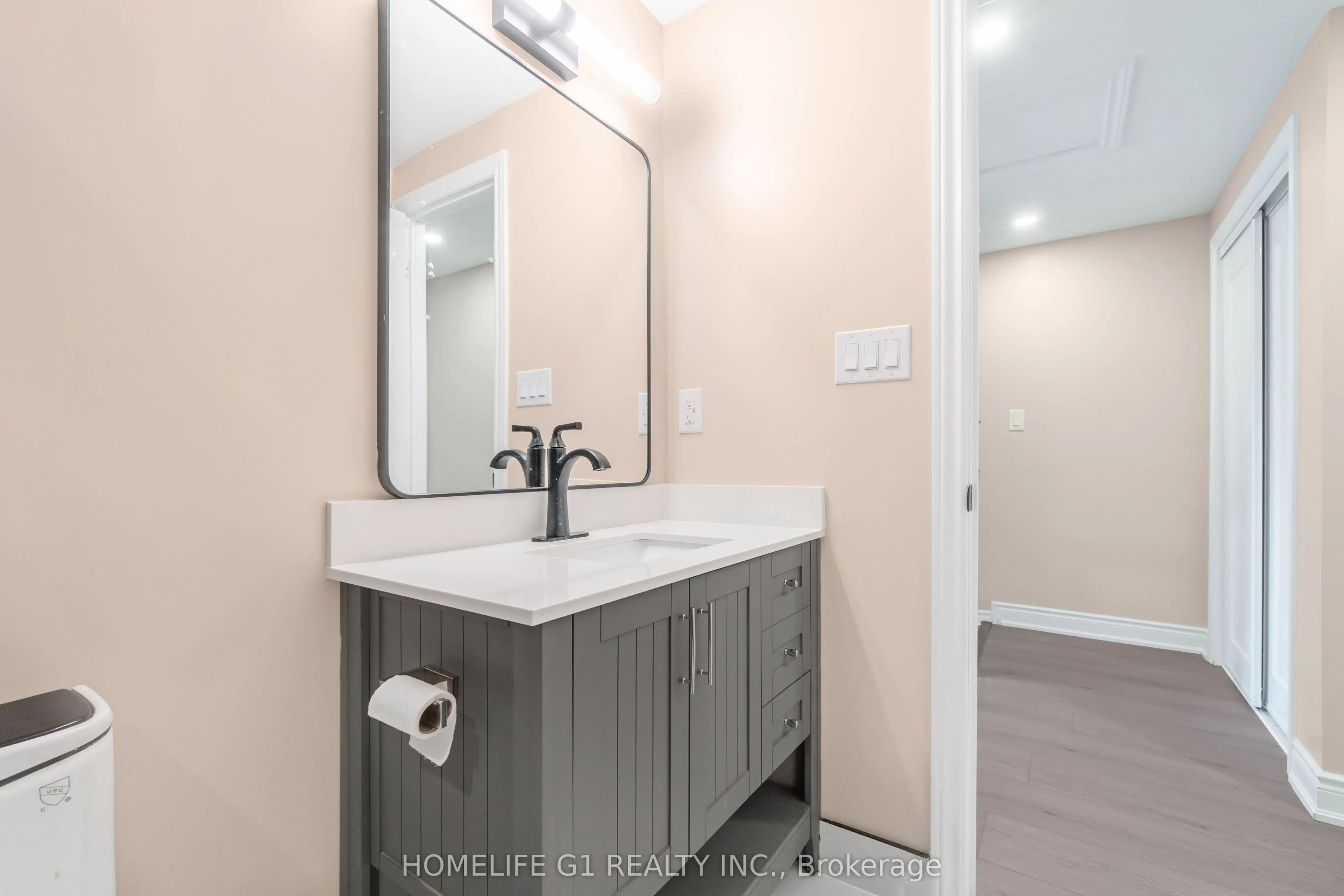 1600 Culver Drive, #38