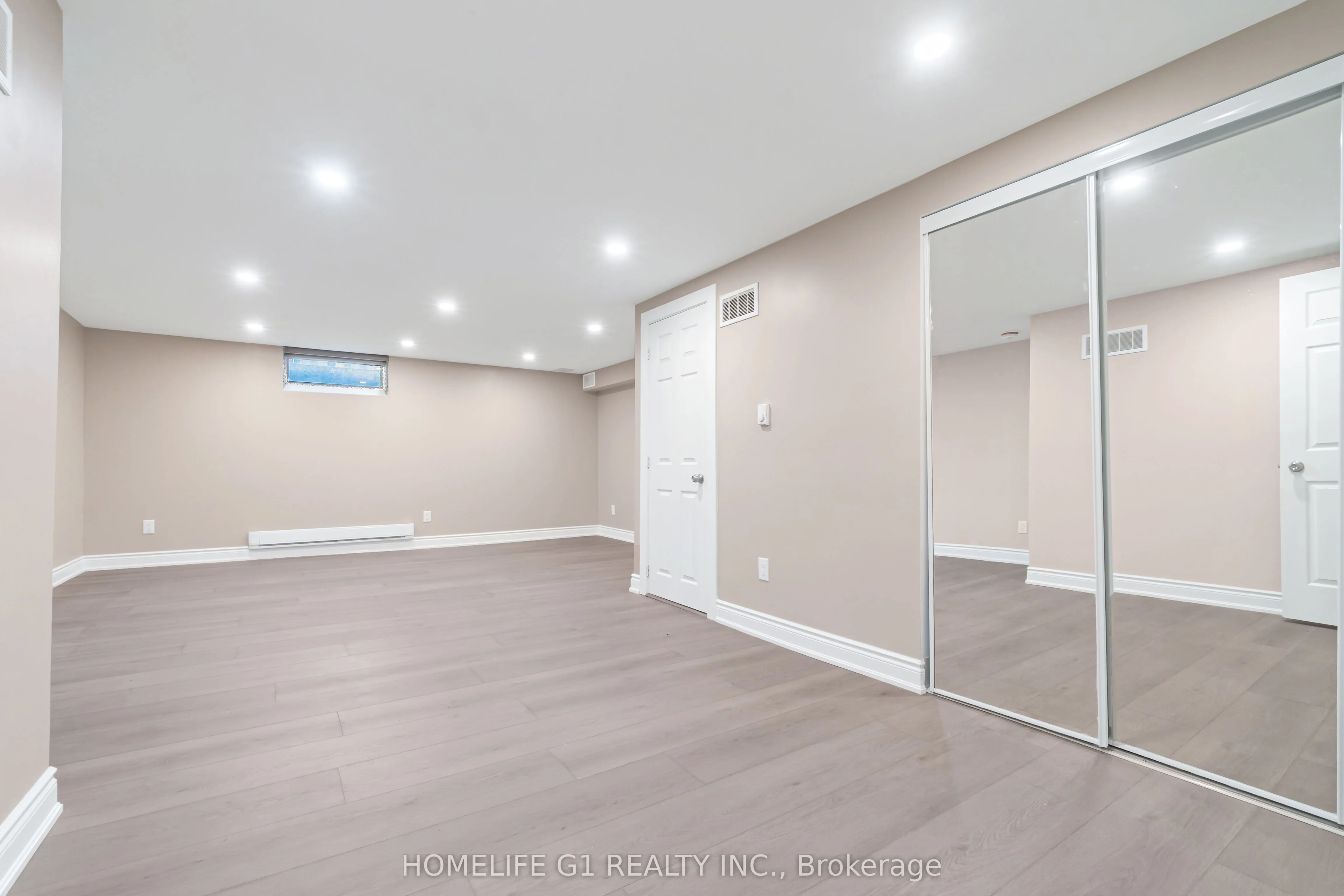1600 Culver Drive, #38