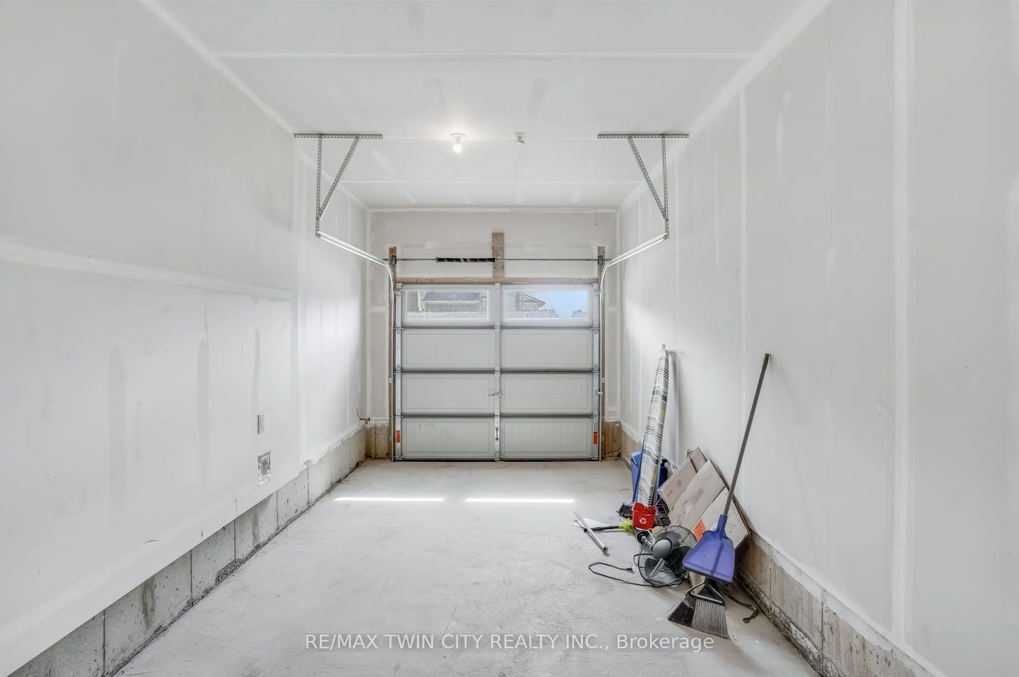 200 WILMOT Road