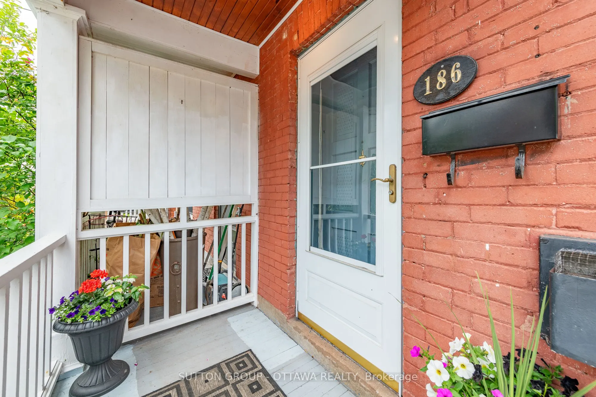186 Mcgillivray Street