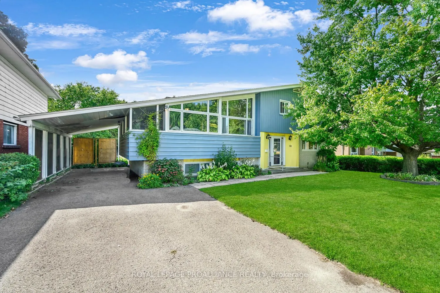 14 Davison Avenue