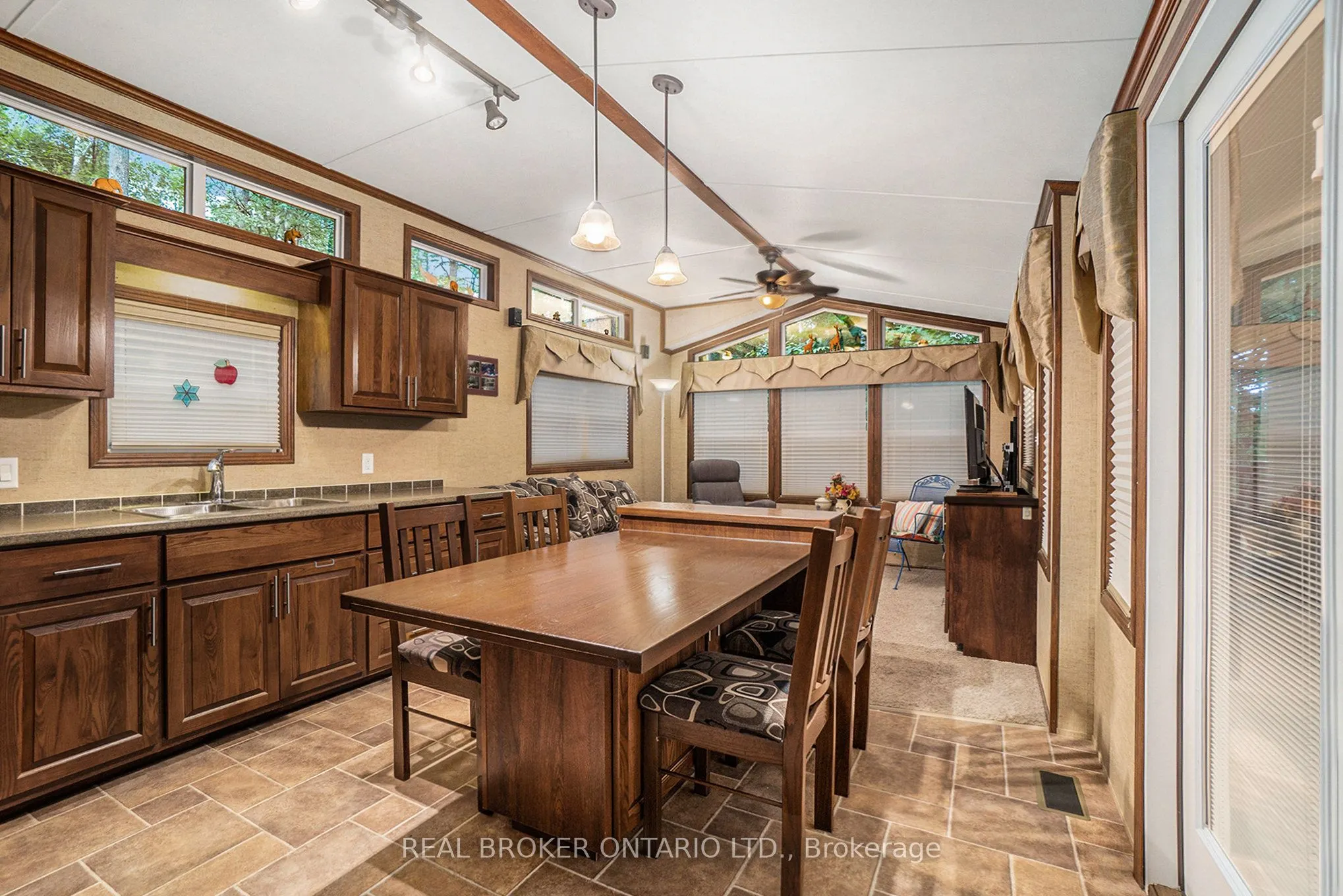 240 Pinewood Park Road