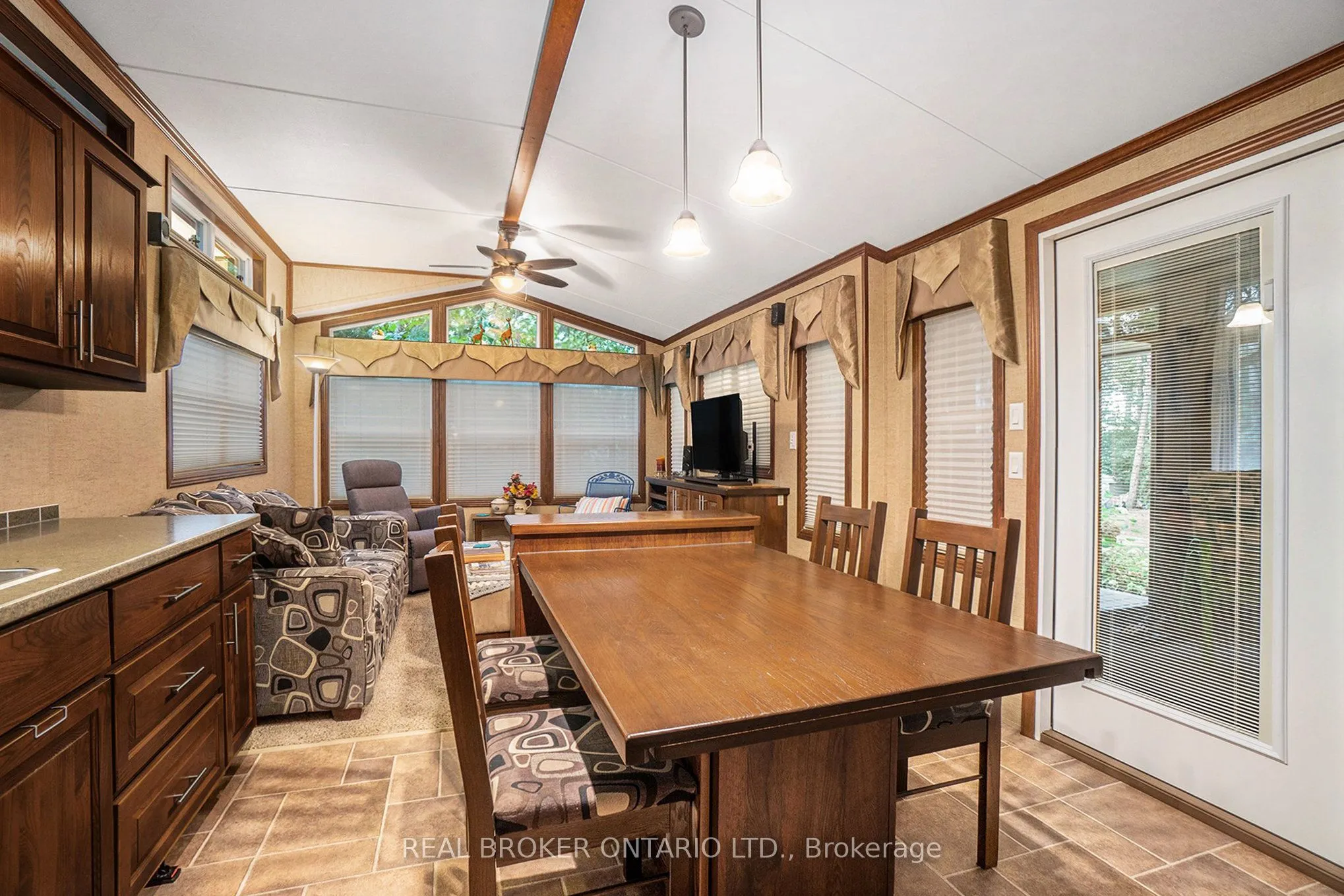 240 Pinewood Park Road