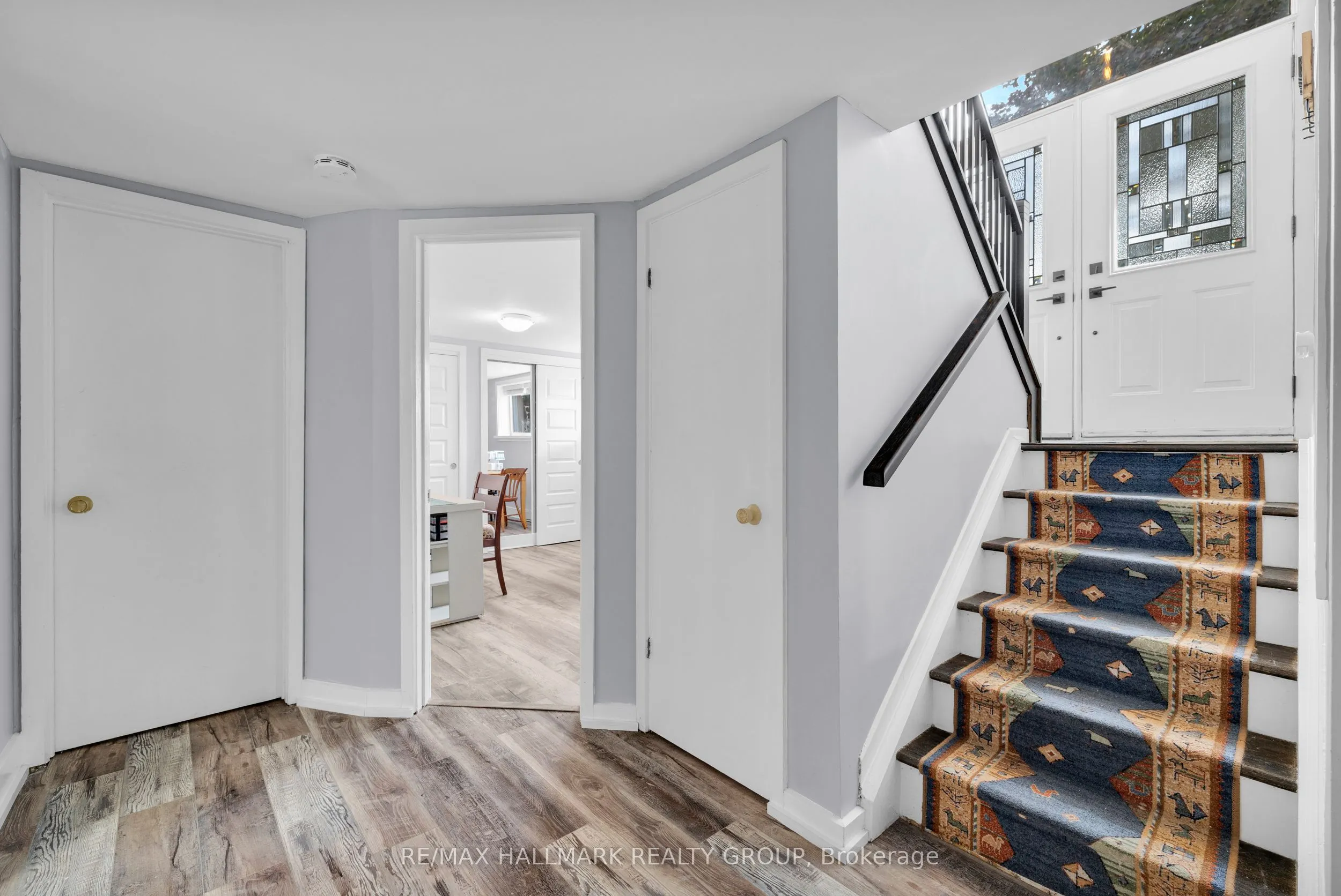 2 Armstrong Place