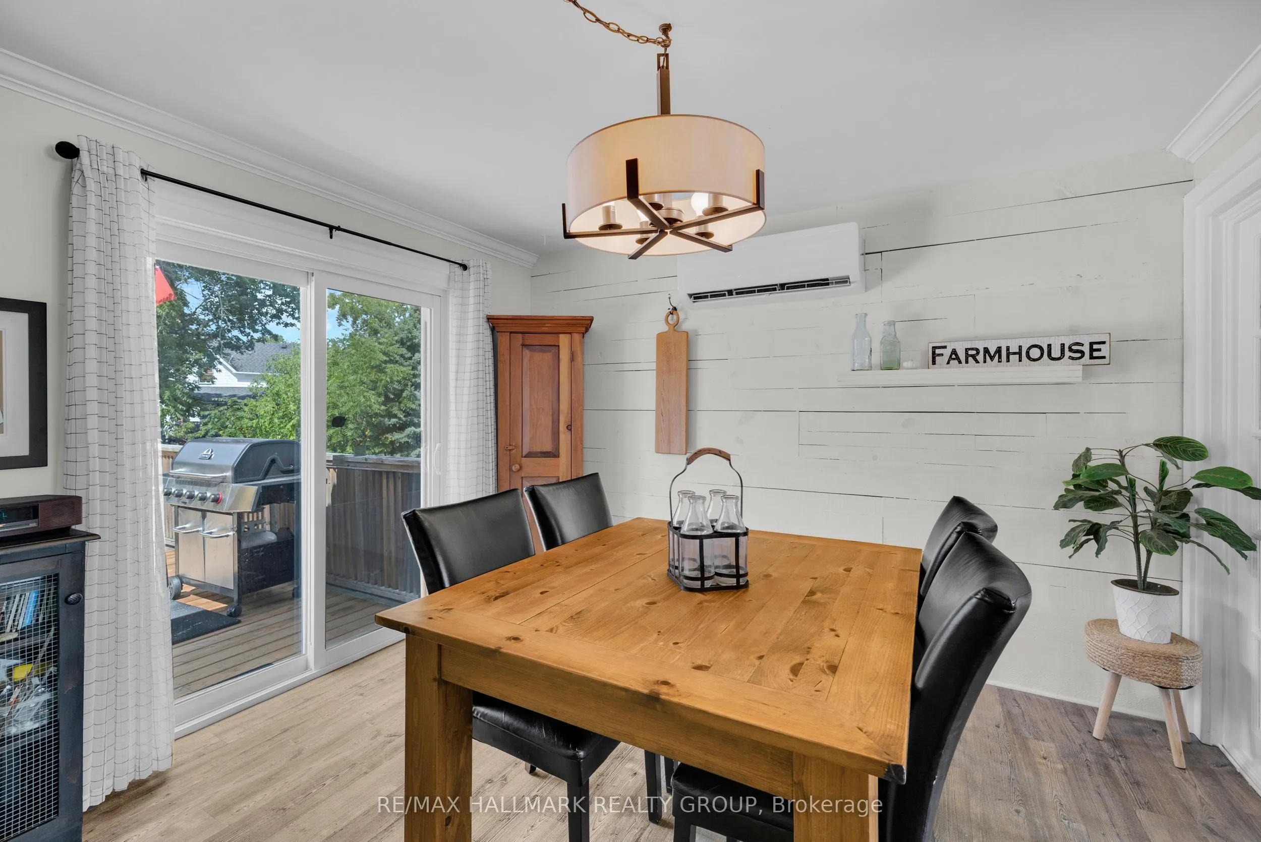 2 Armstrong Place