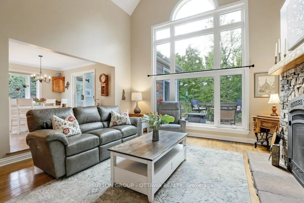 43 Forest Creek Drive