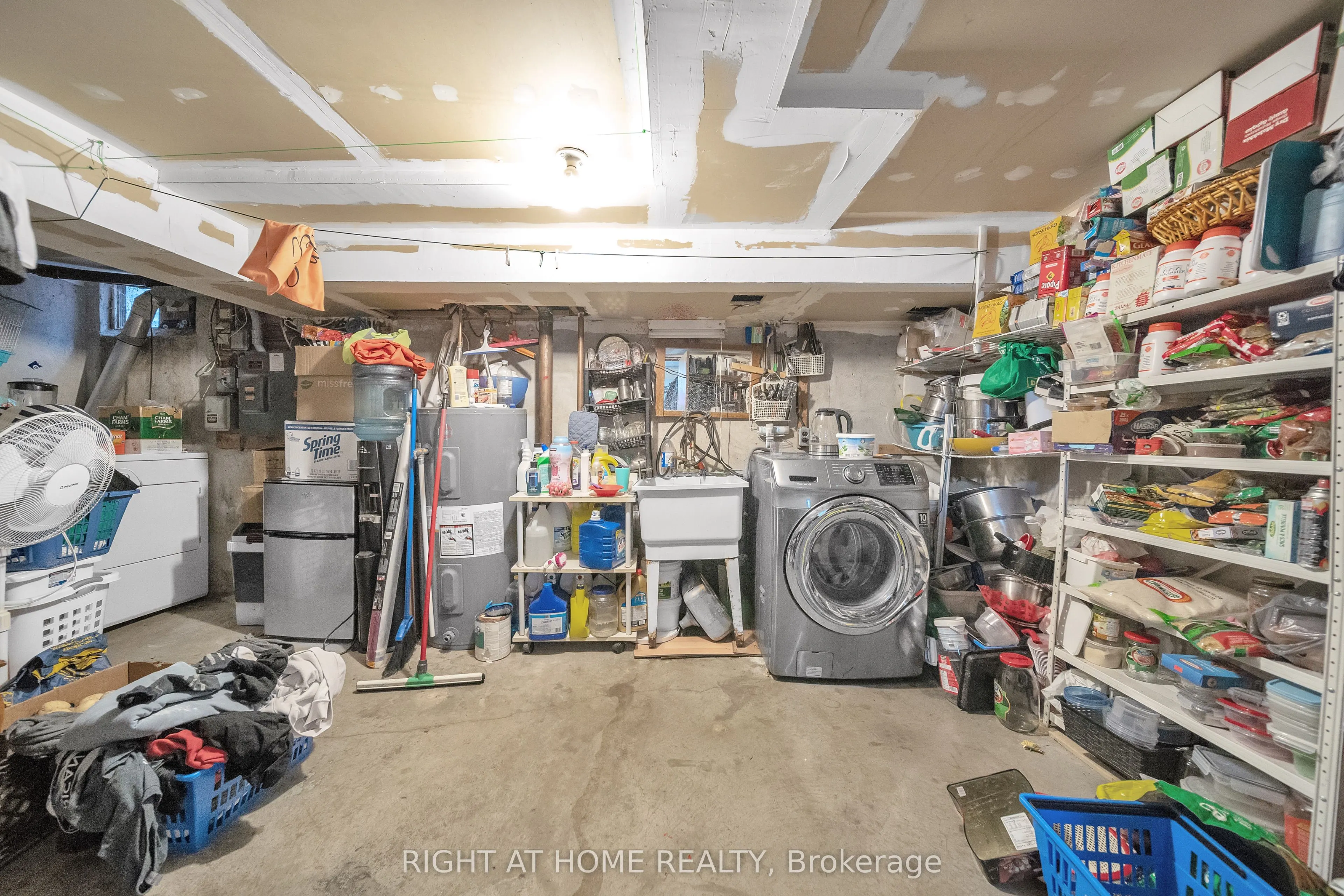 312 Westcourt Place, #37
