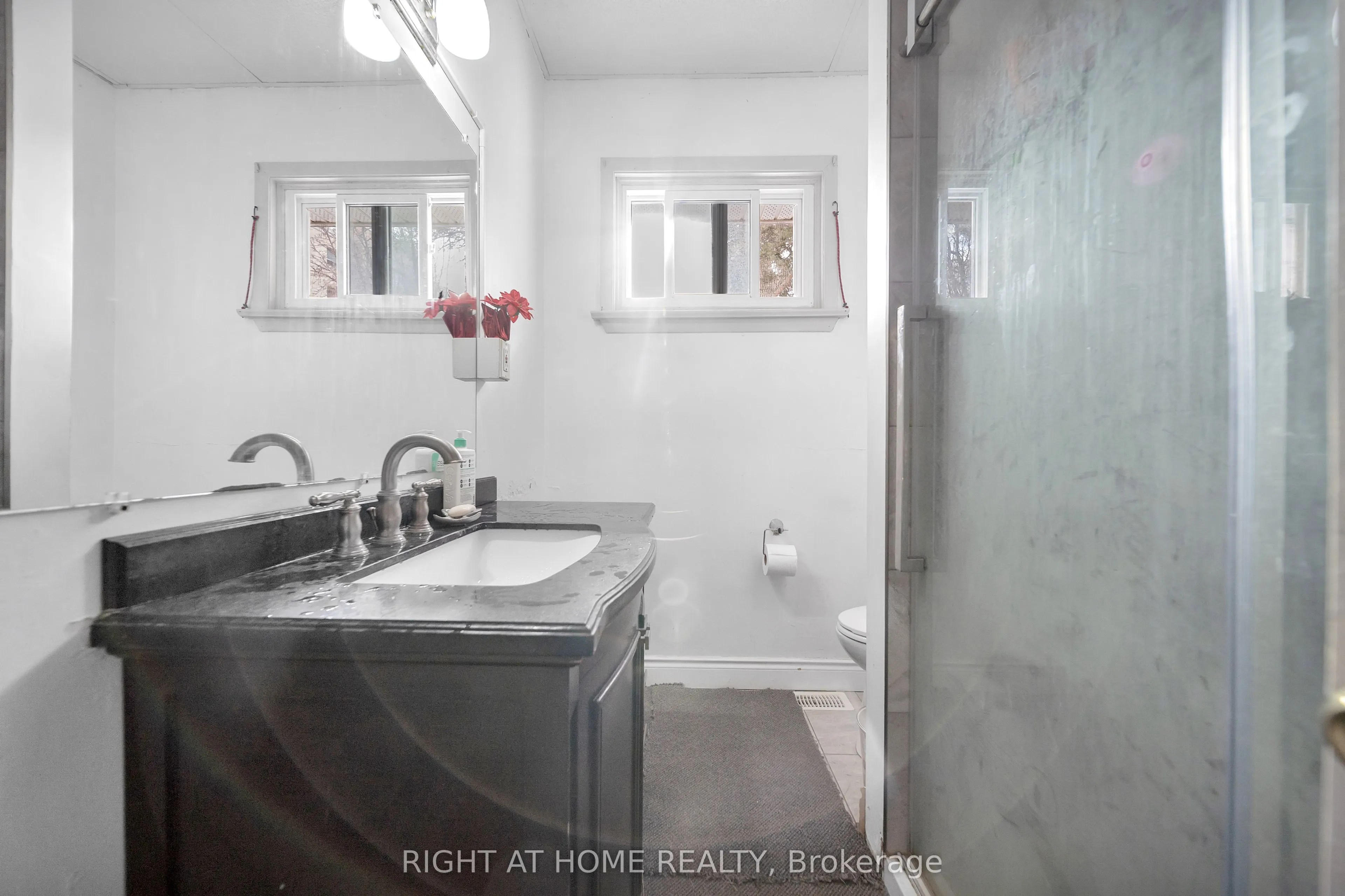312 Westcourt Place, #37