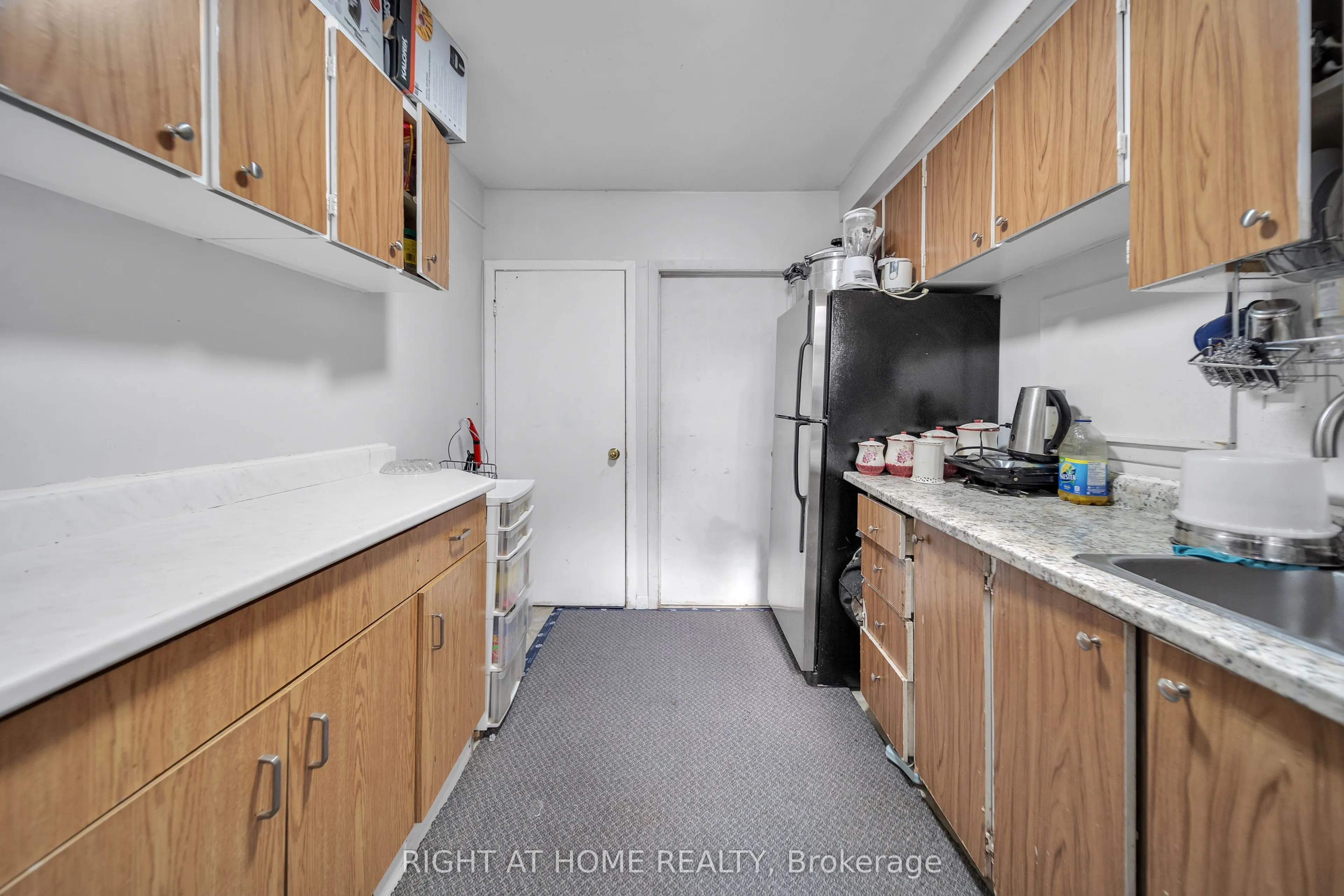 312 Westcourt Place, #37