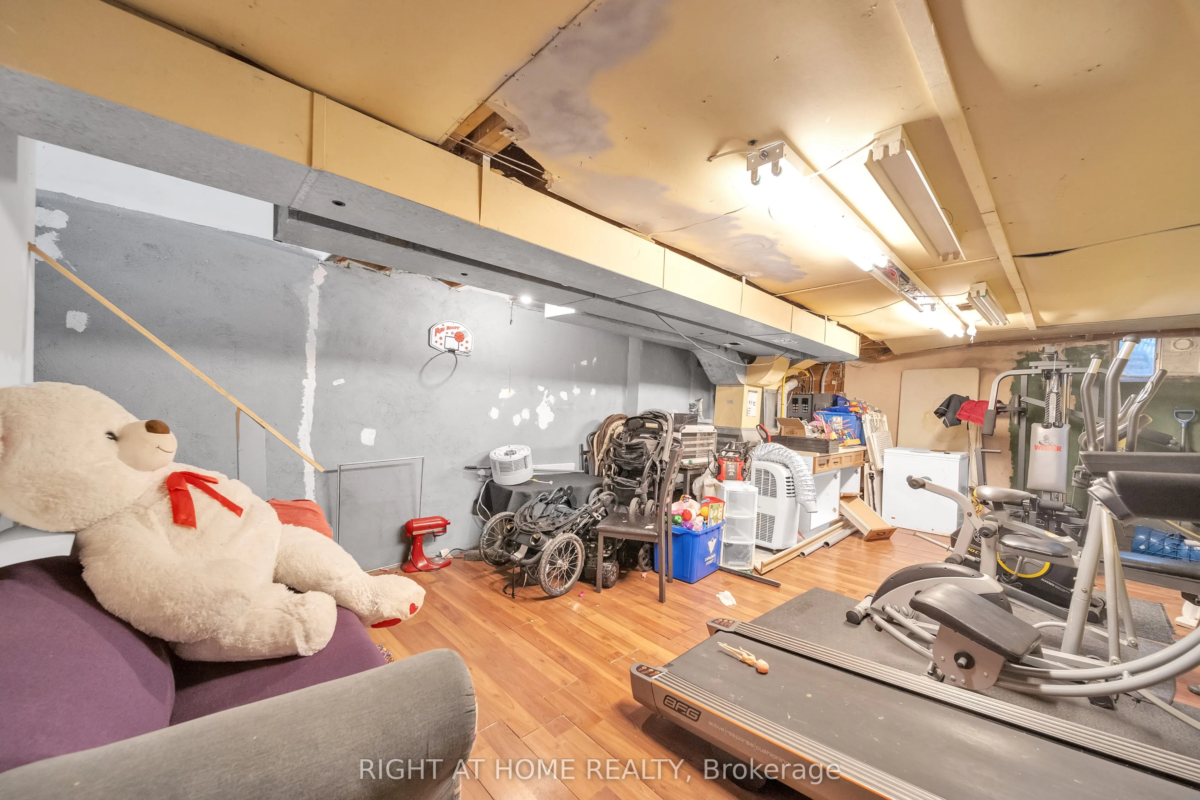 272 Westcourt Place, #110