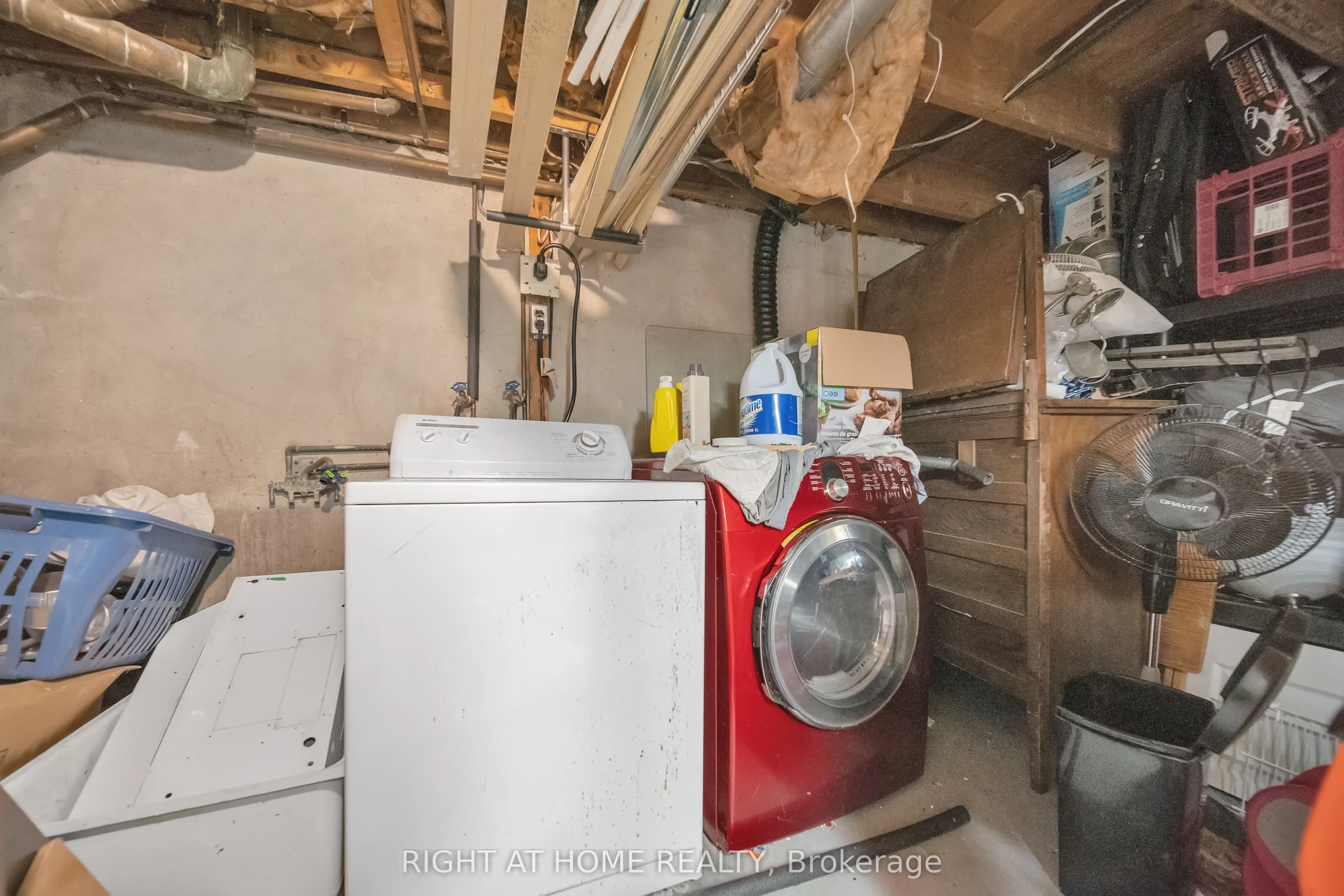 272 Westcourt Place, #110