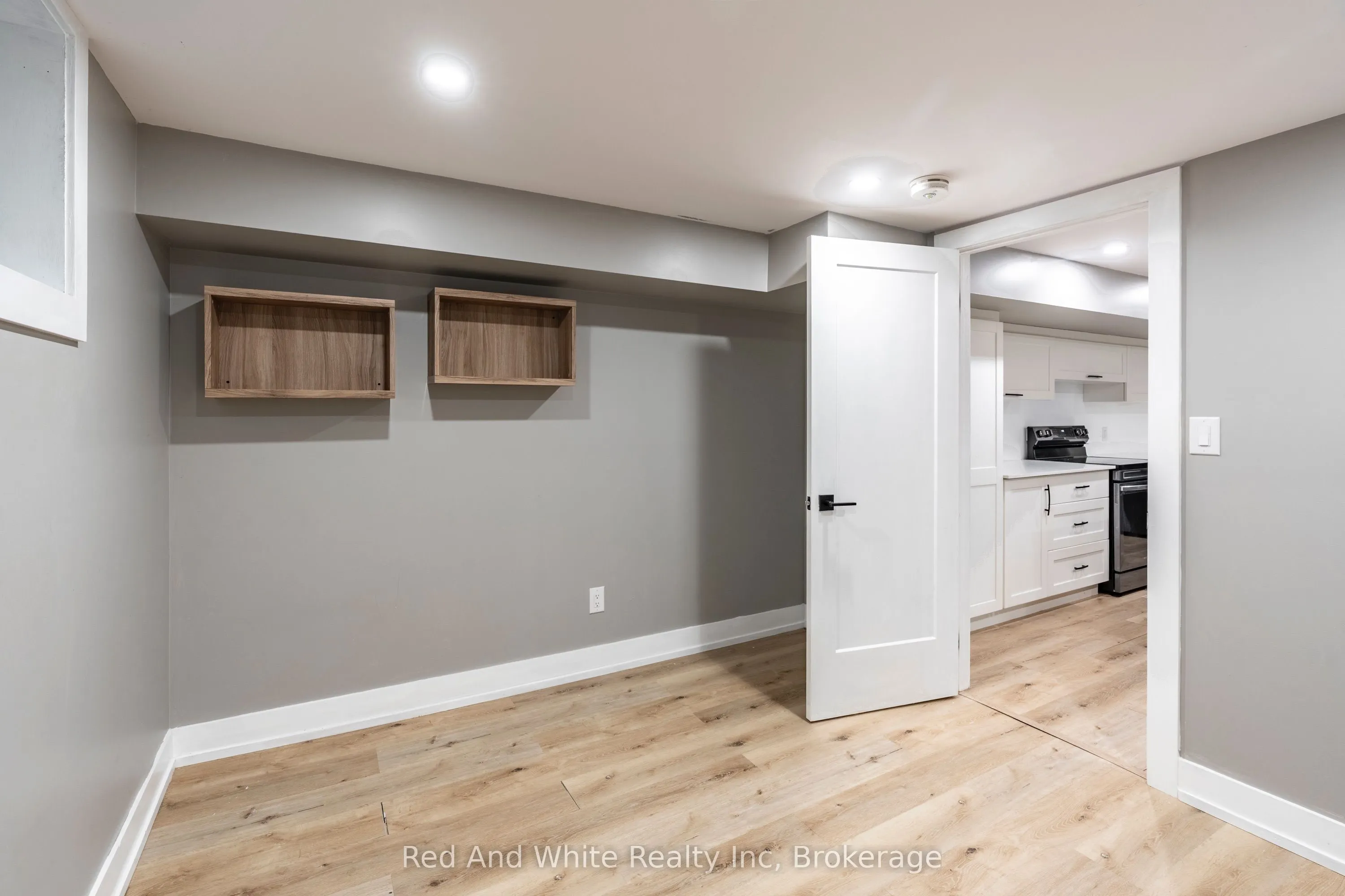 346 Jerseyville Road W