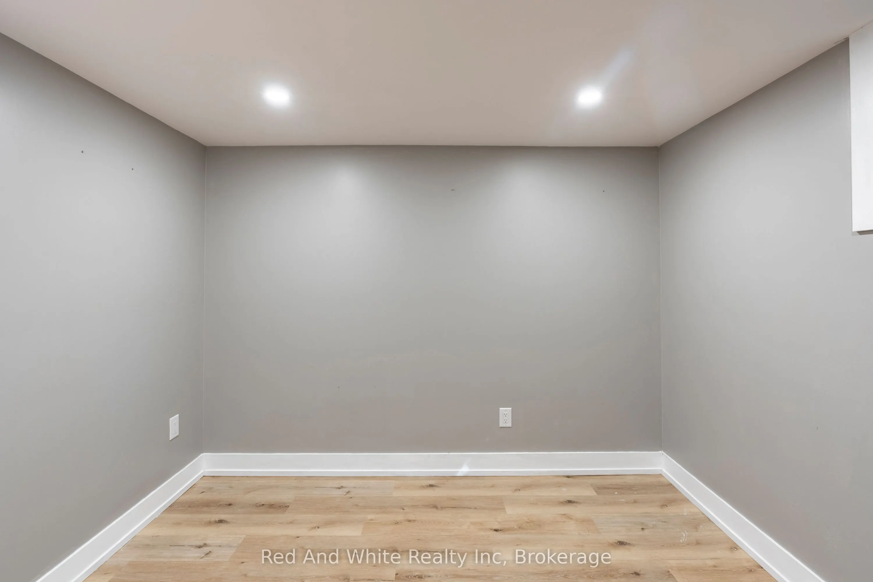 346 Jerseyville Road W