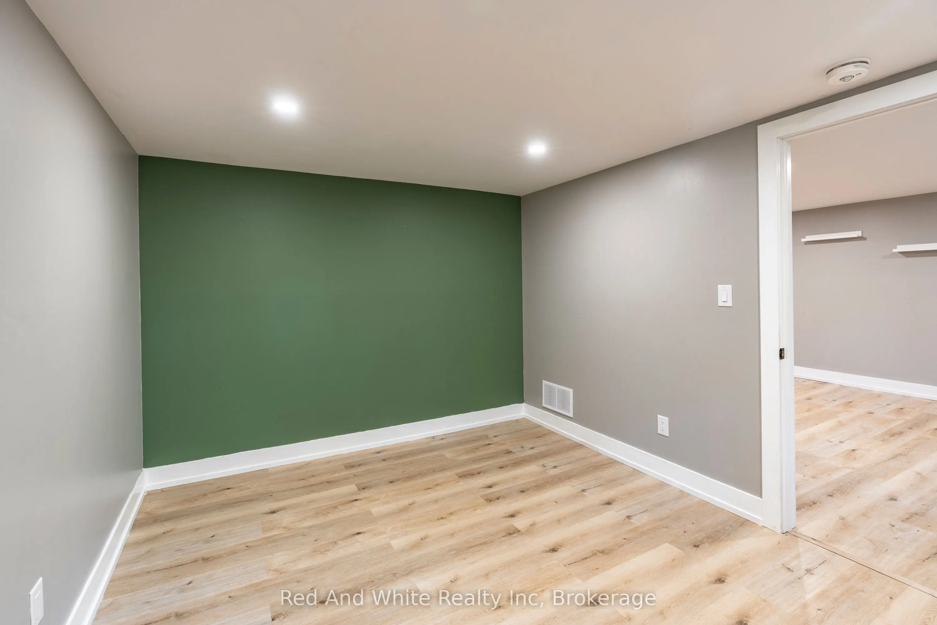 346 Jerseyville Road W