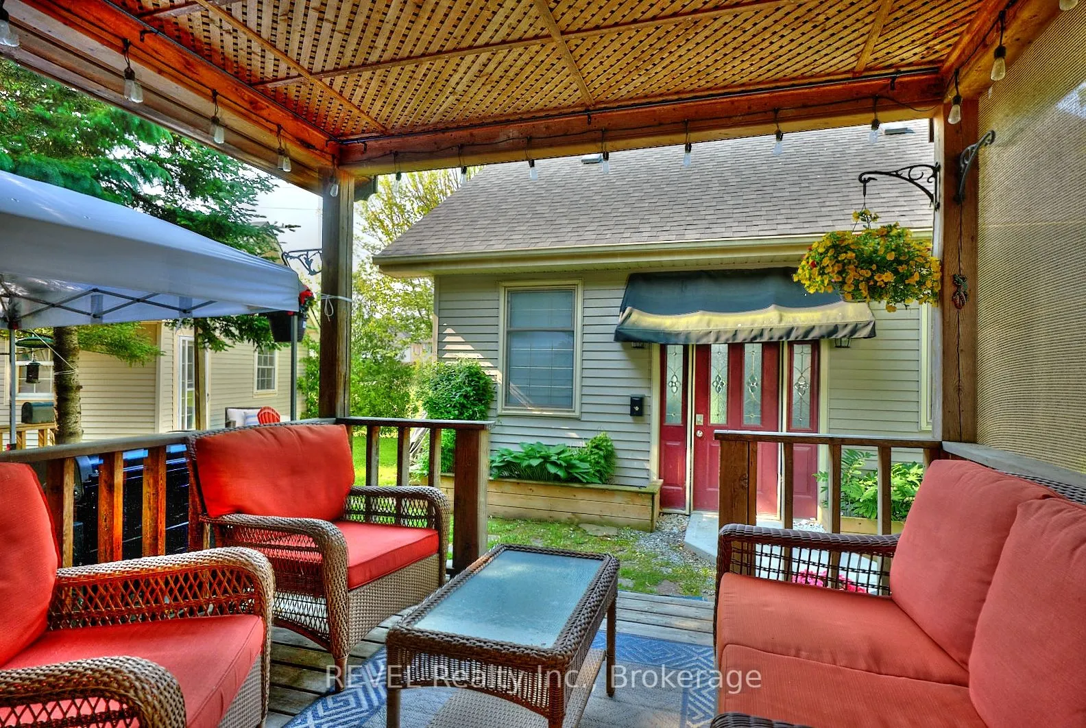 6585 Kuhn Crescent
