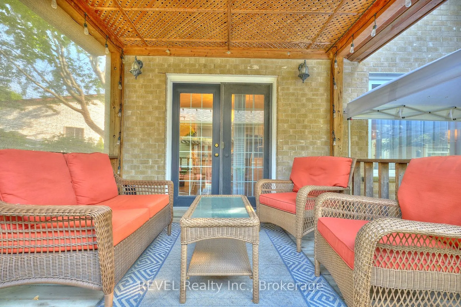 6585 Kuhn Crescent