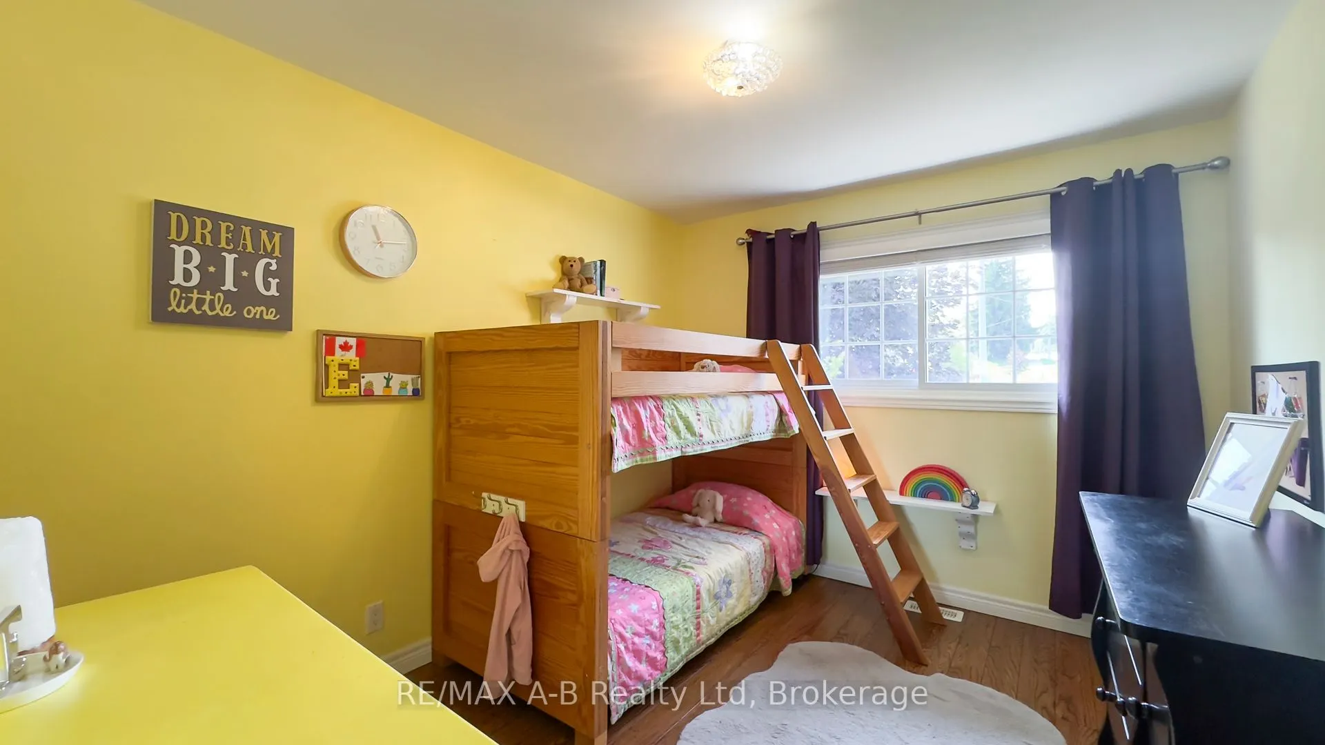 43 Widder Street W