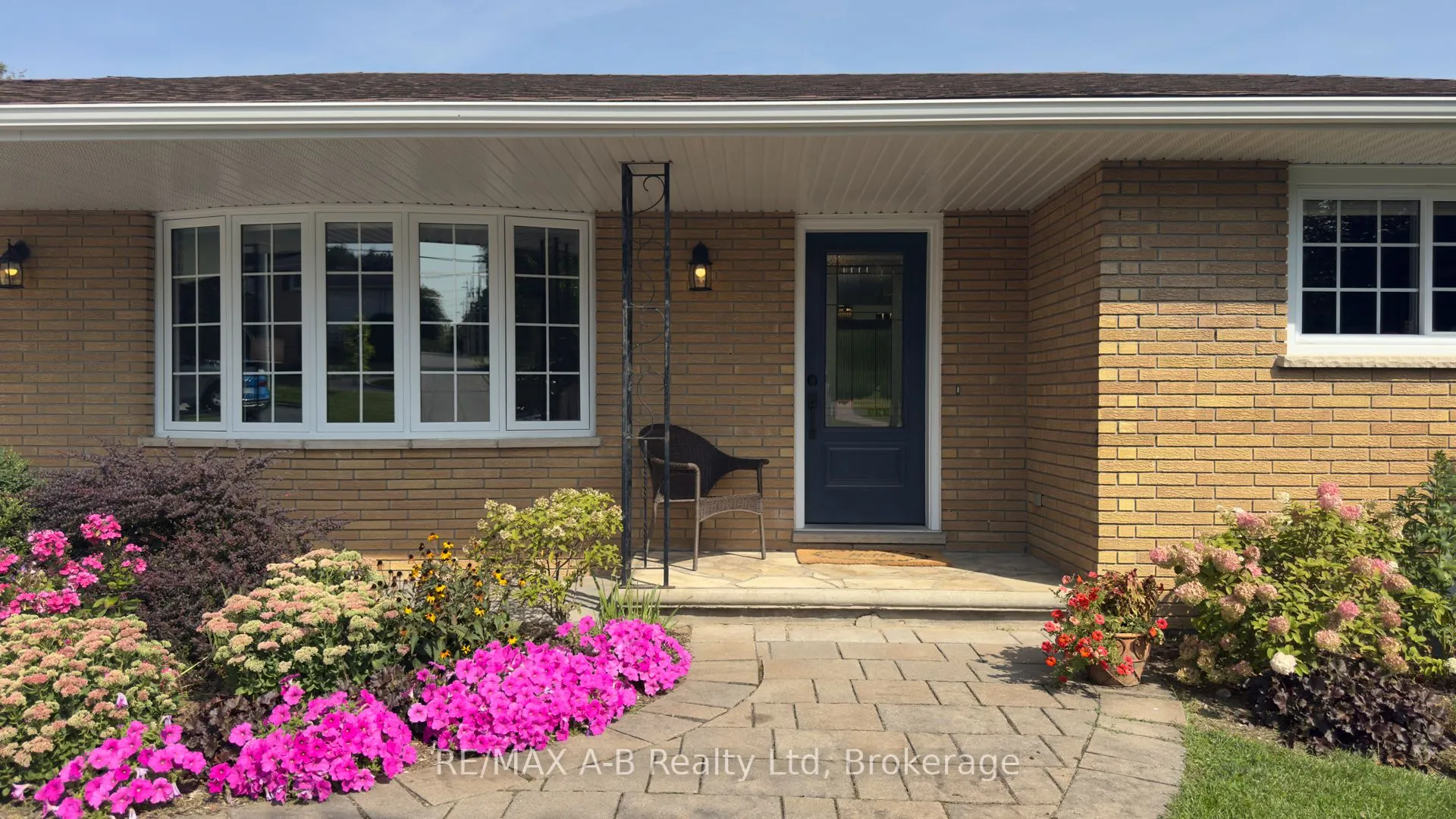 43 Widder Street W