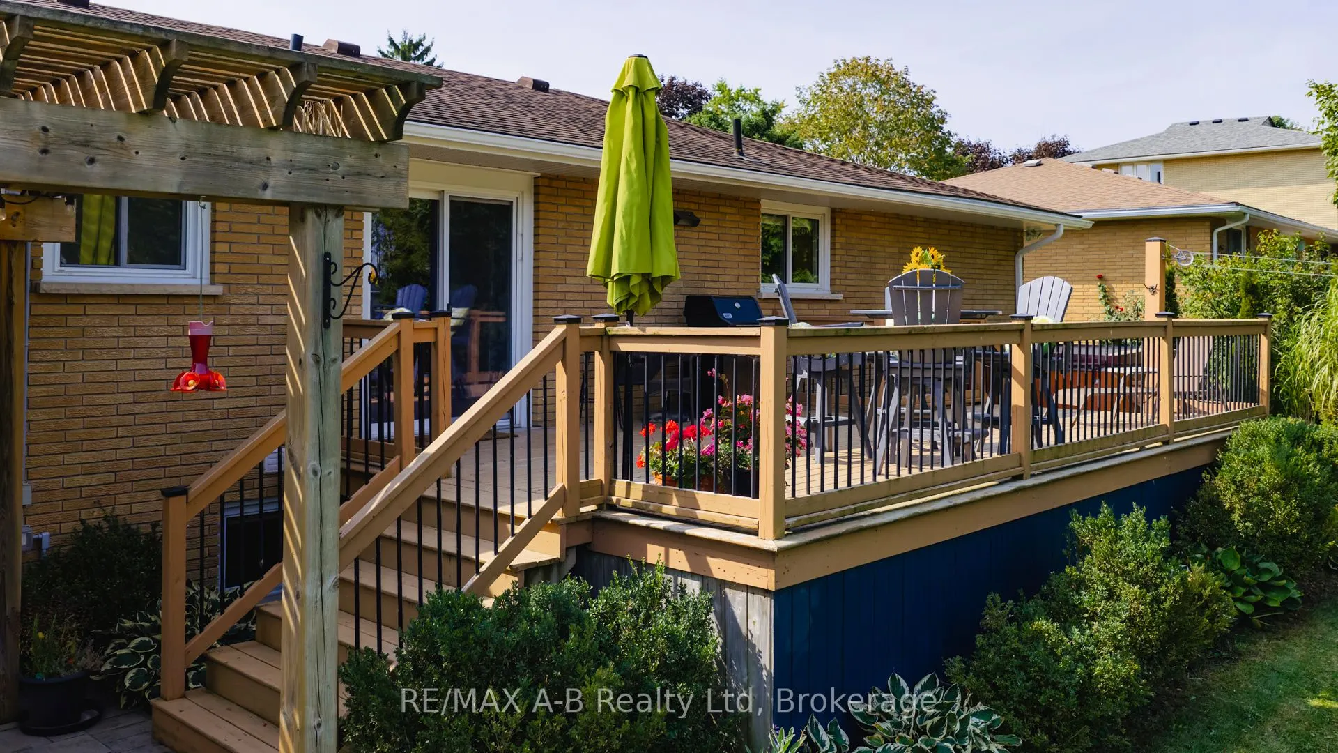 43 Widder Street W