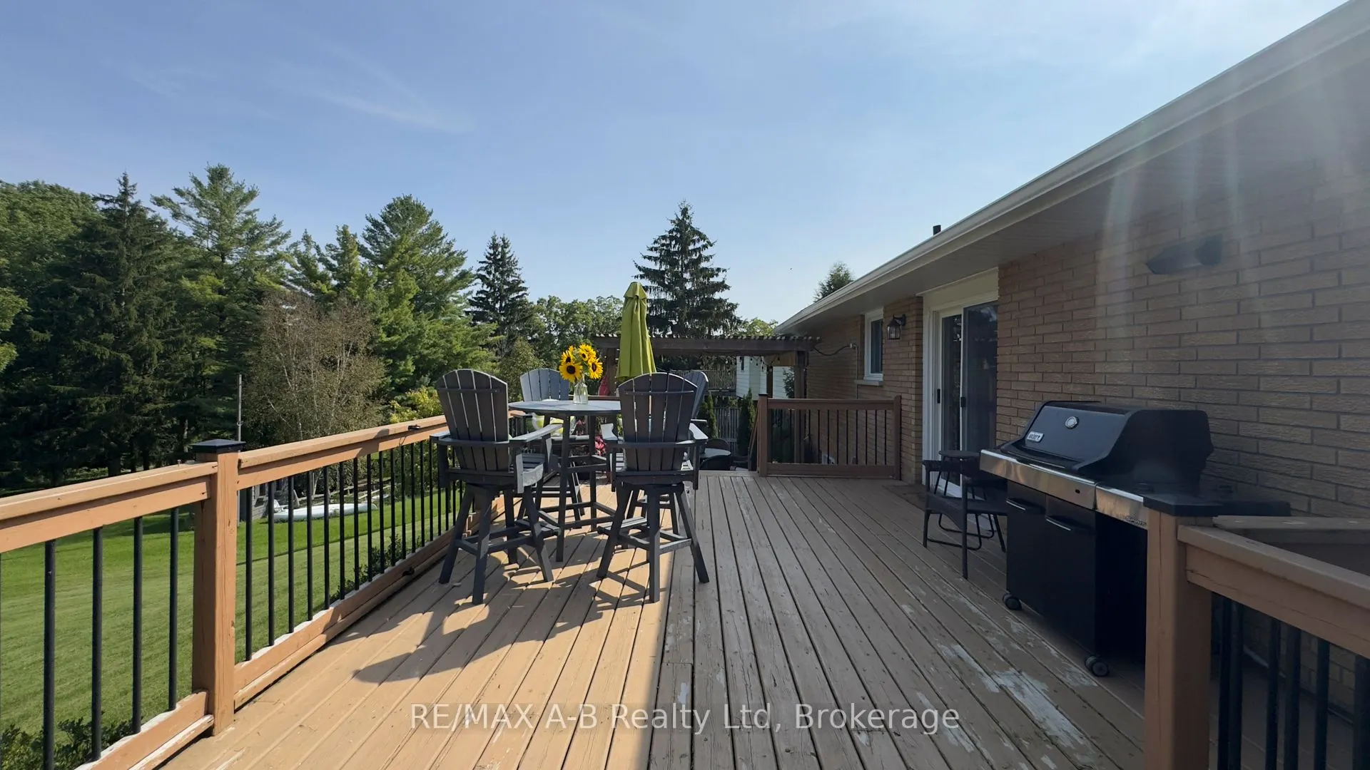 43 Widder Street W