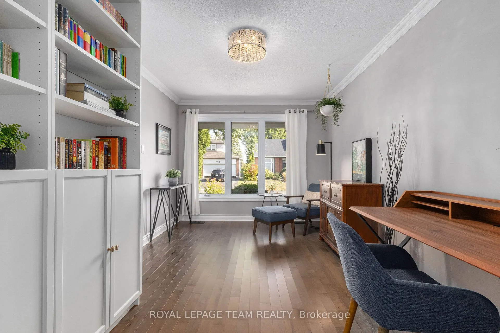 119 Huntsman Crescent