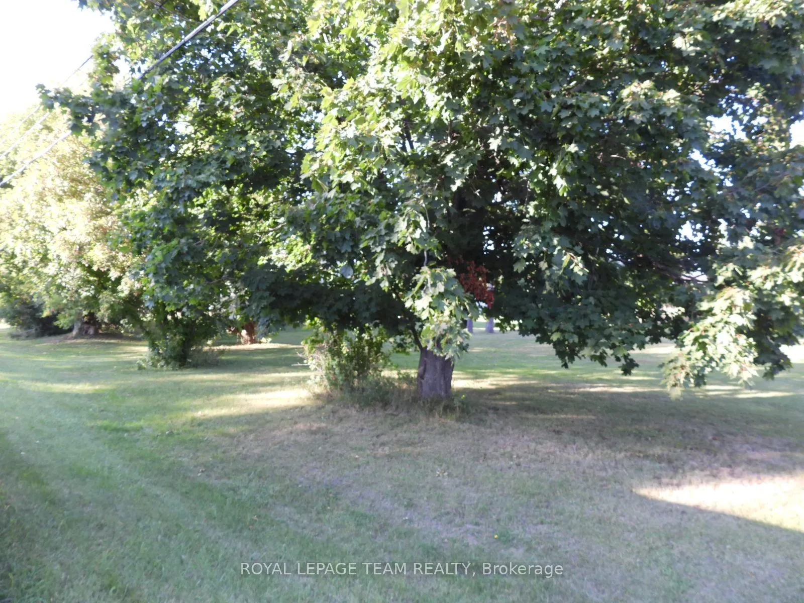 2710 Dunrobin Road
