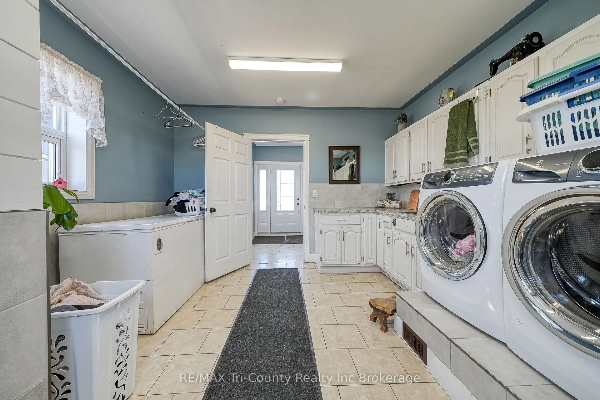 9693 Culloden Road
