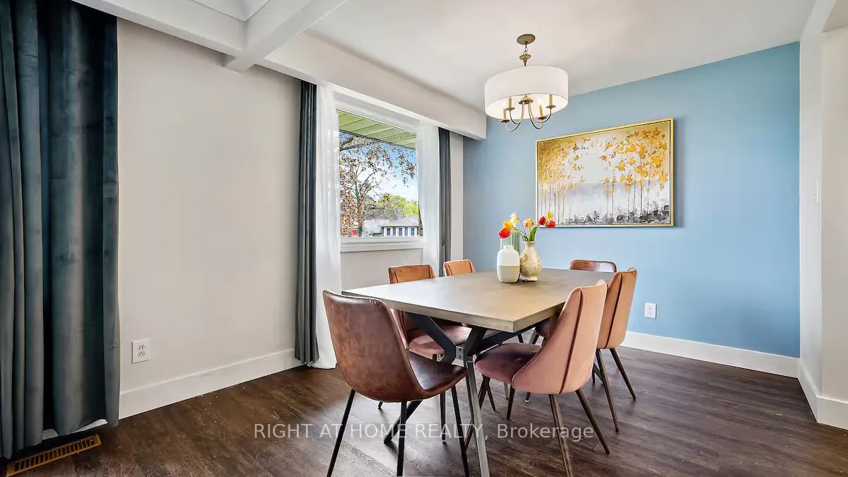 3 Governor Simcoe Drive