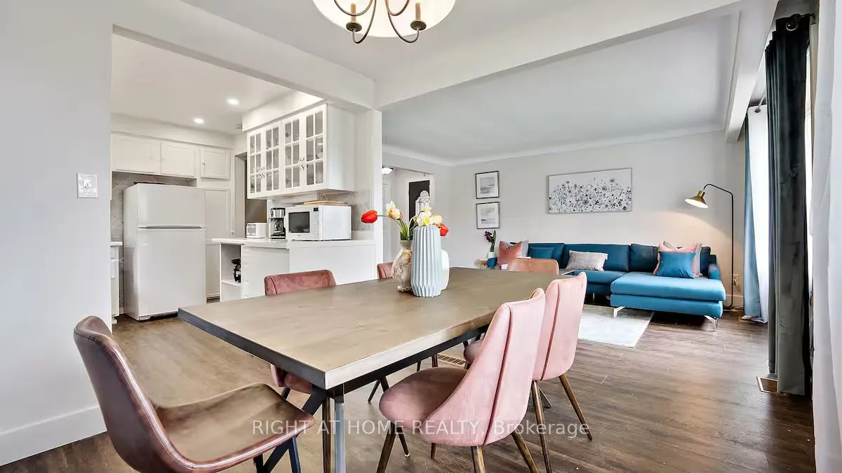 3 Governor Simcoe Drive