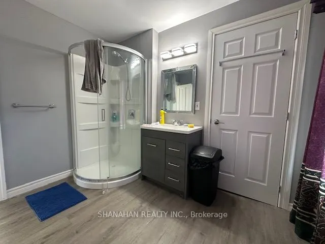 126 Metcalfe Street W #A&B