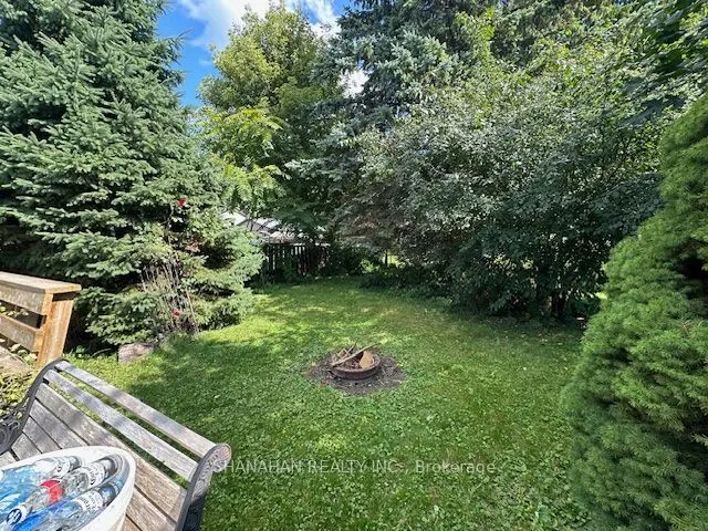 126 Metcalfe Street W #A&B