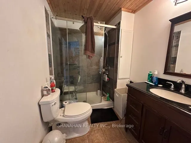 126 Metcalfe Street W, #A&B