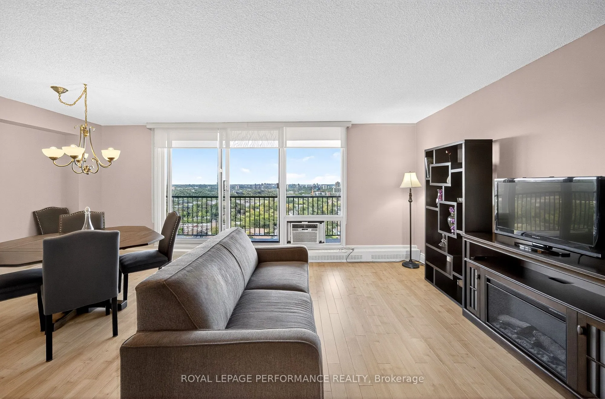 665 BATHGATE Drive, #1904